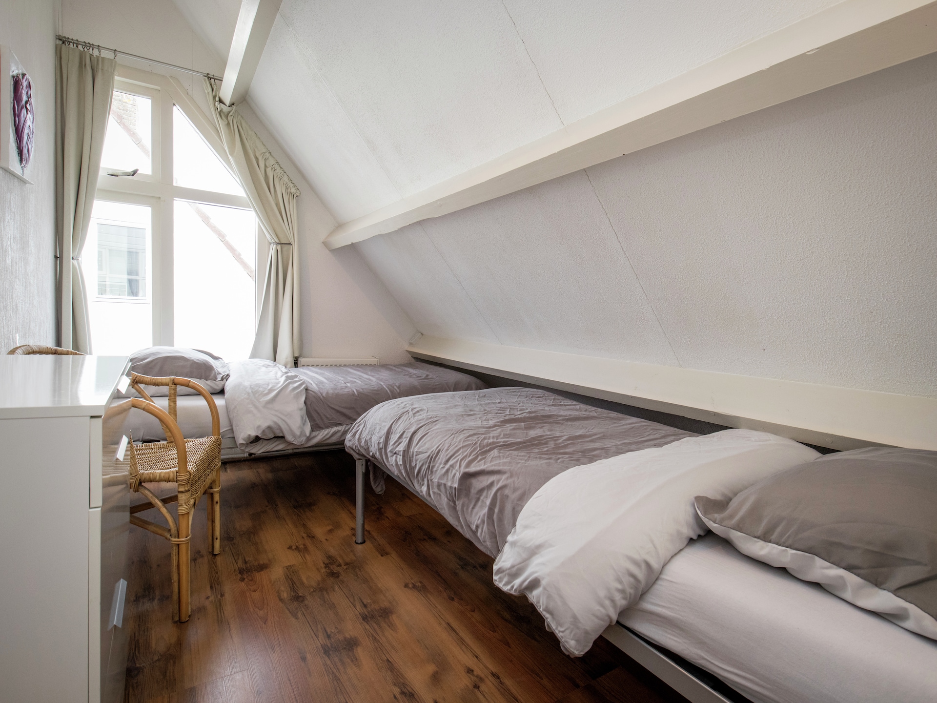 Luxe vrijstaand vakantiehuis aan meer in Noordwijkerhout met tuin - foto 18
