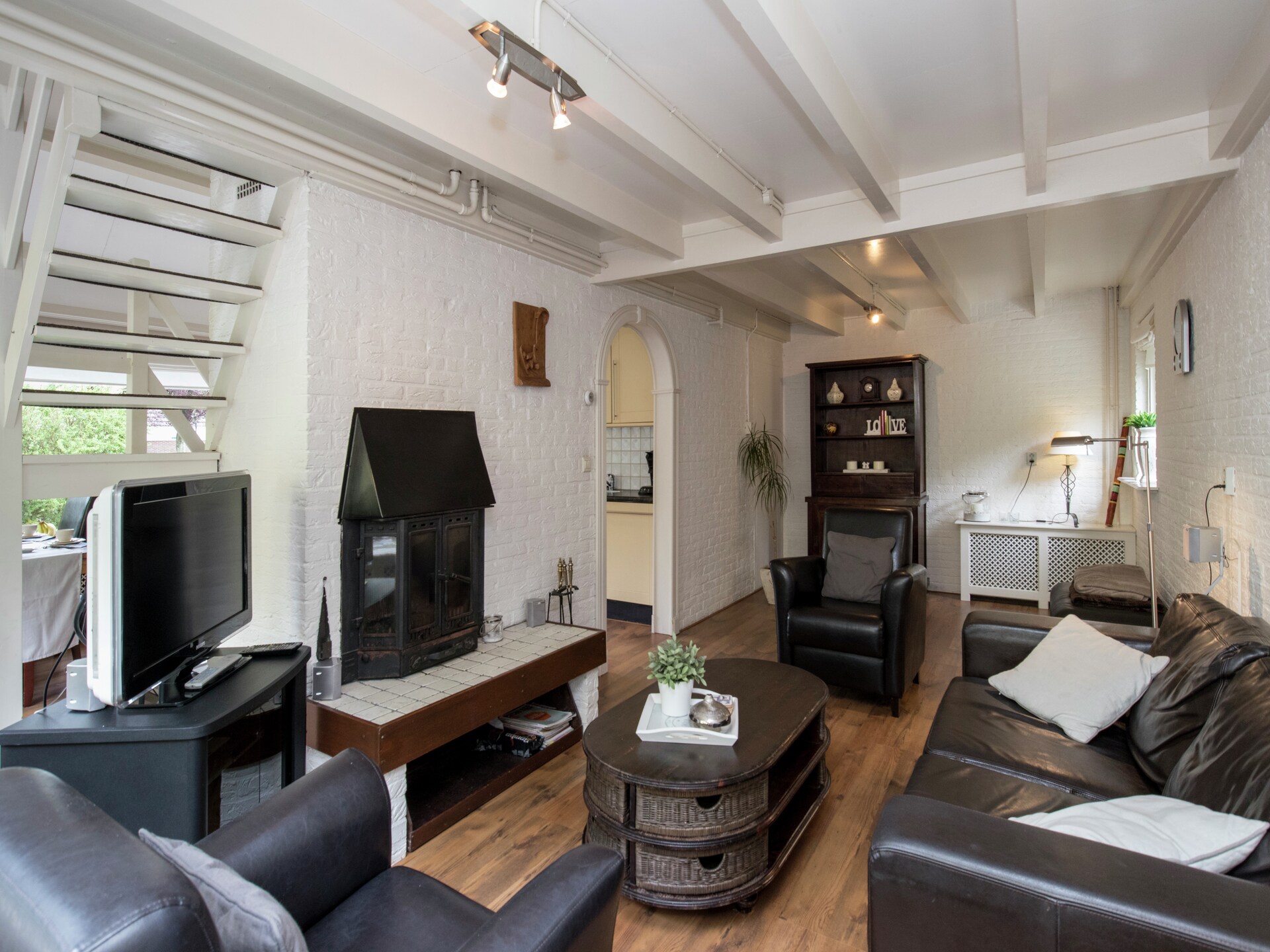 Luxe vrijstaand vakantiehuis aan meer in Noordwijkerhout met tuin - foto 9
