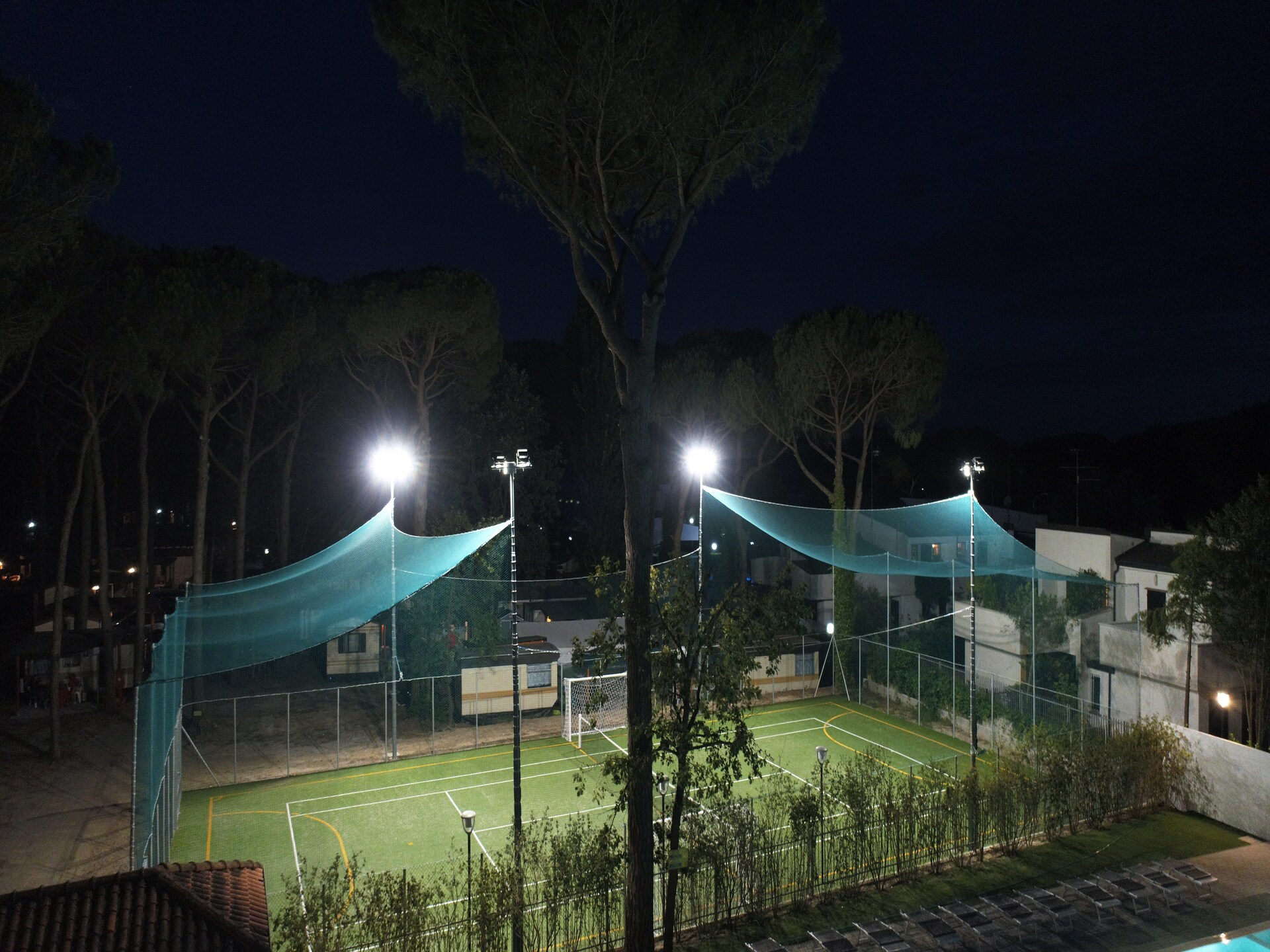 Stacaravan Mimosa op Podeltapark in Lido di Spina, 500m van zee - foto 23