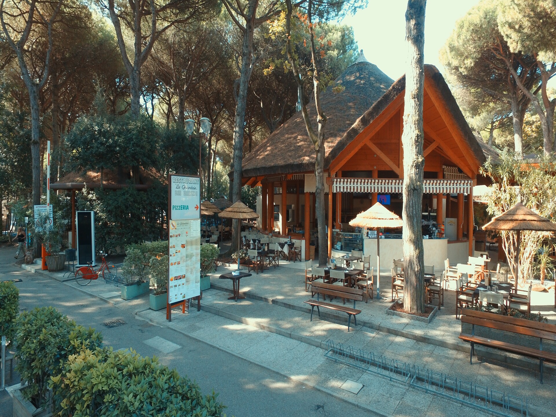 Stacaravan Mimosa op Podeltapark in Lido di Spina, 500m van zee - foto 24