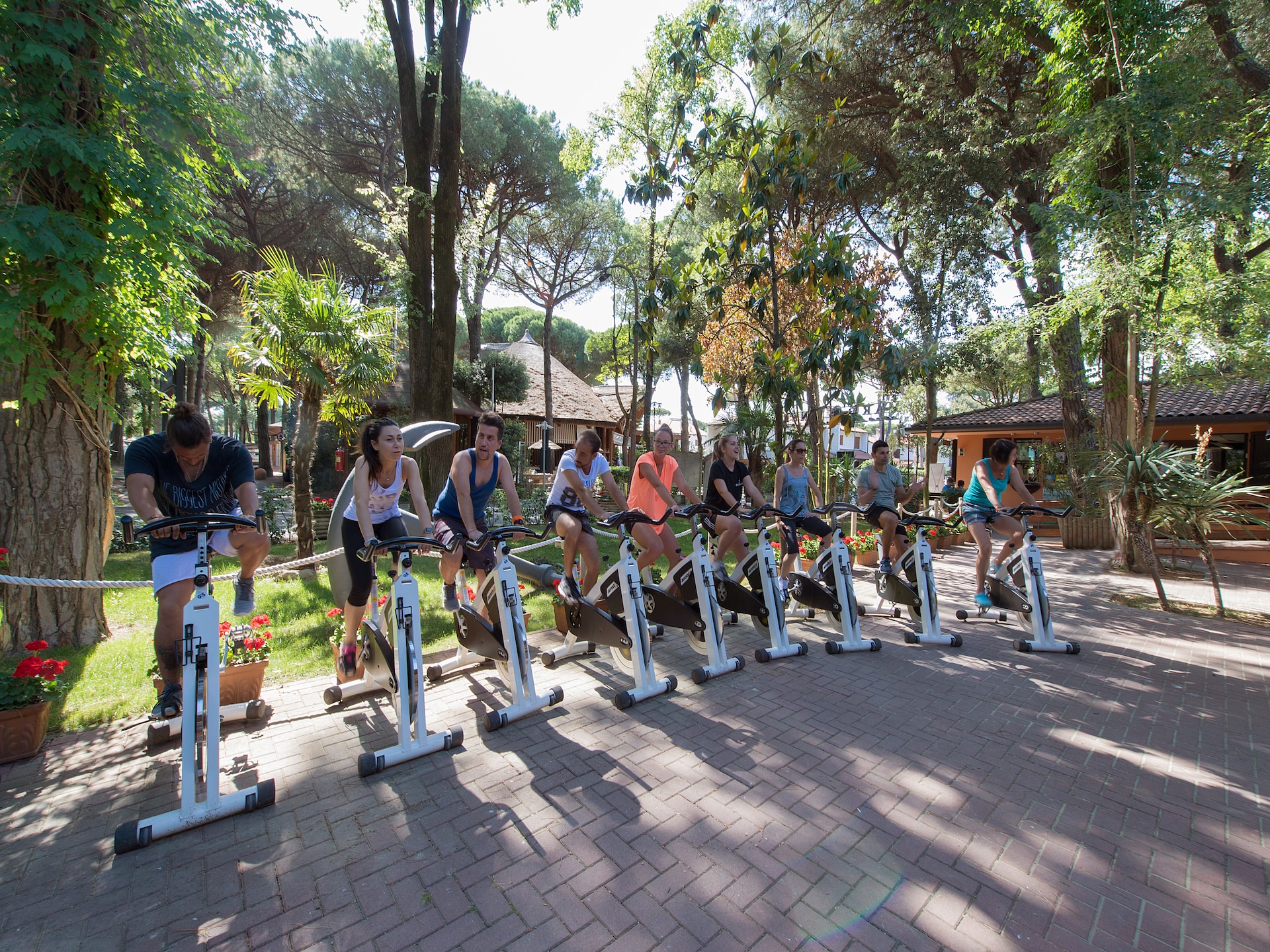 Stacaravan Mimosa op Podeltapark in Lido di Spina, 500m van zee - foto 25