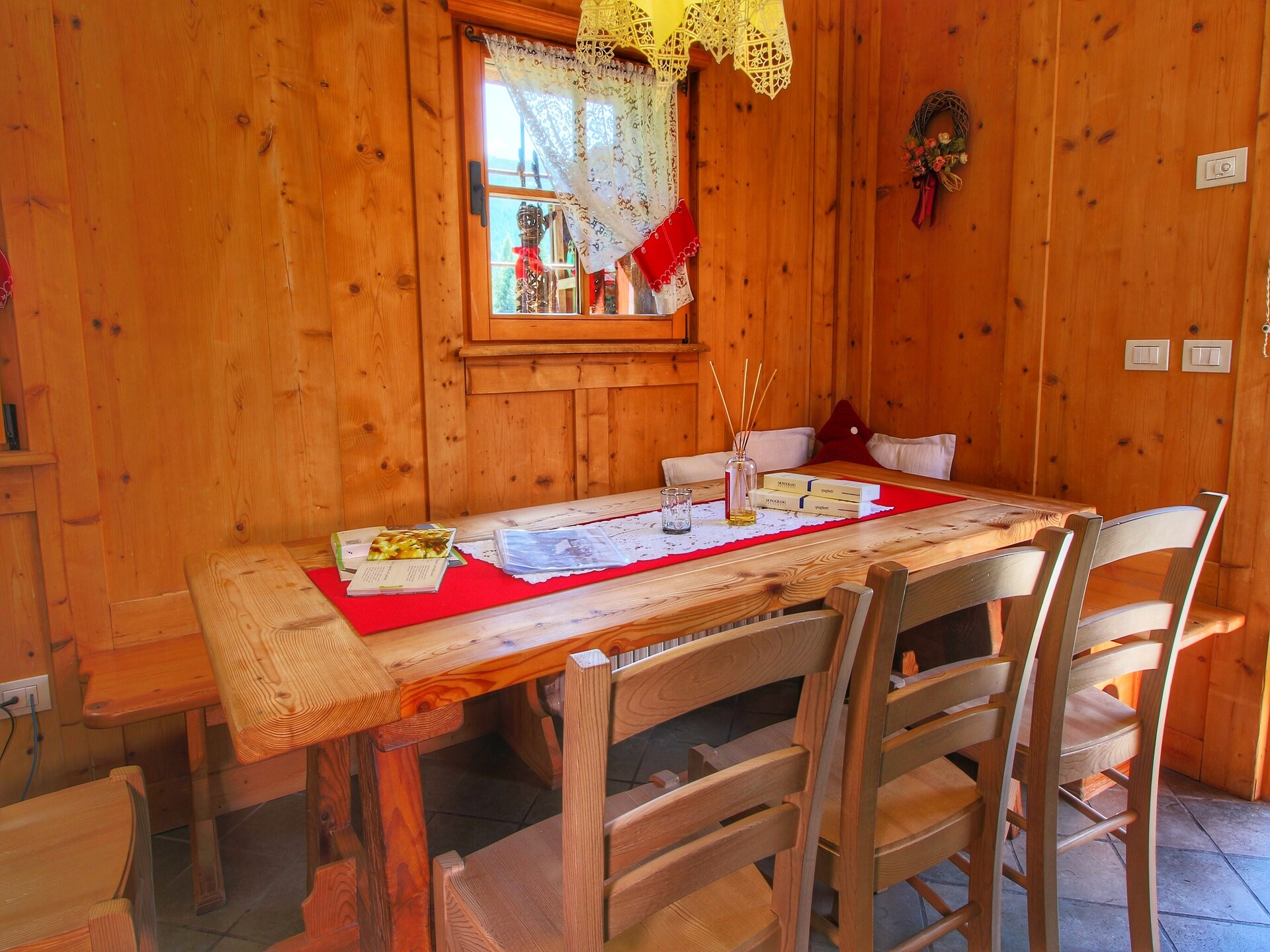 Landhuis Alette in Bellamonte: 9-persoons vakantiehuis met tuin en sauna - foto 7