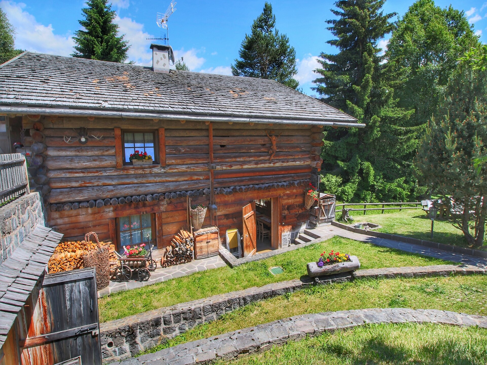 Landhuis Alette in Bellamonte: 9-persoons vakantiehuis met tuin en sauna - foto 2