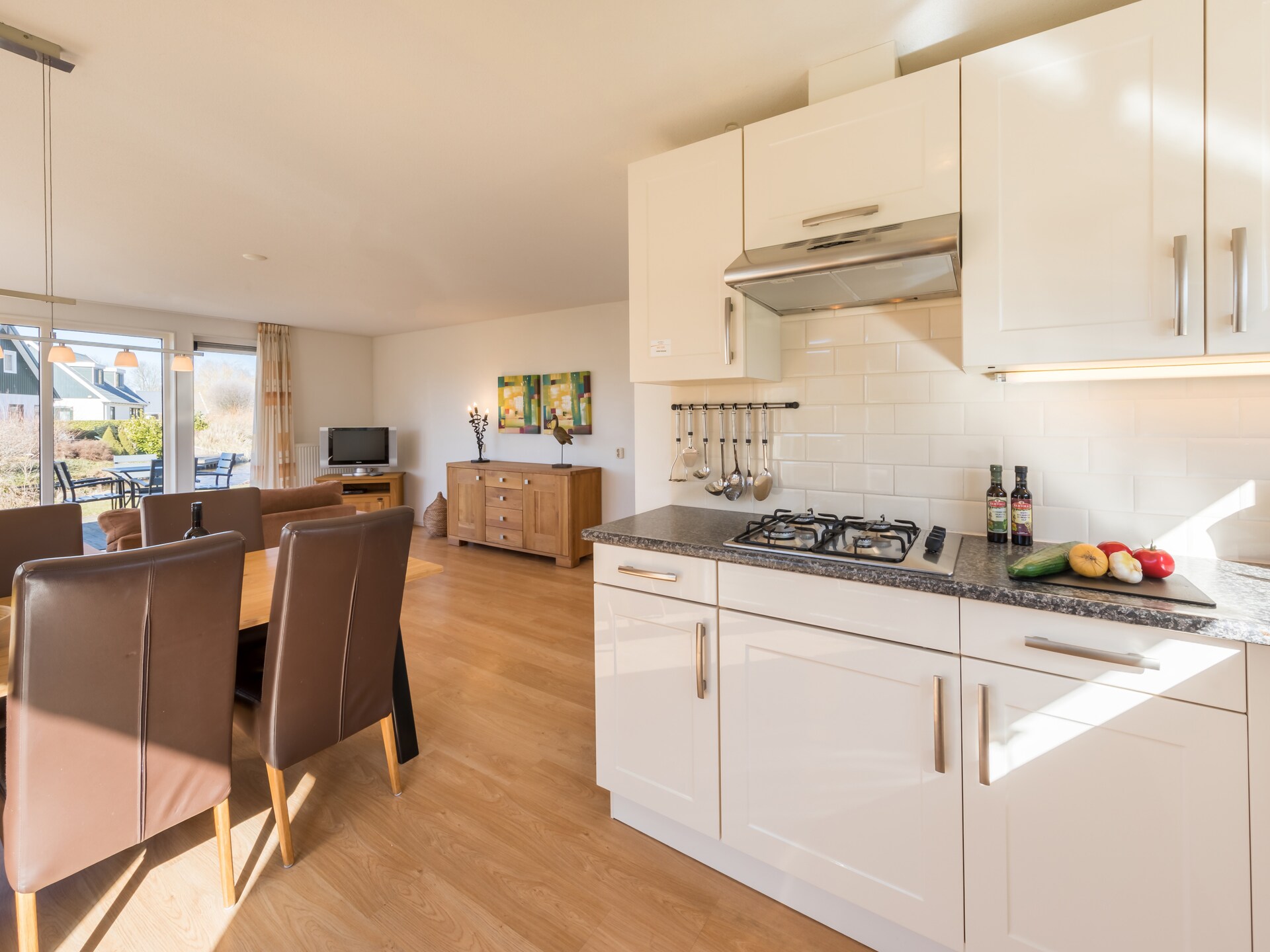 Luxe villa aan watertuin in Drenthe voor 8 personen - foto 11