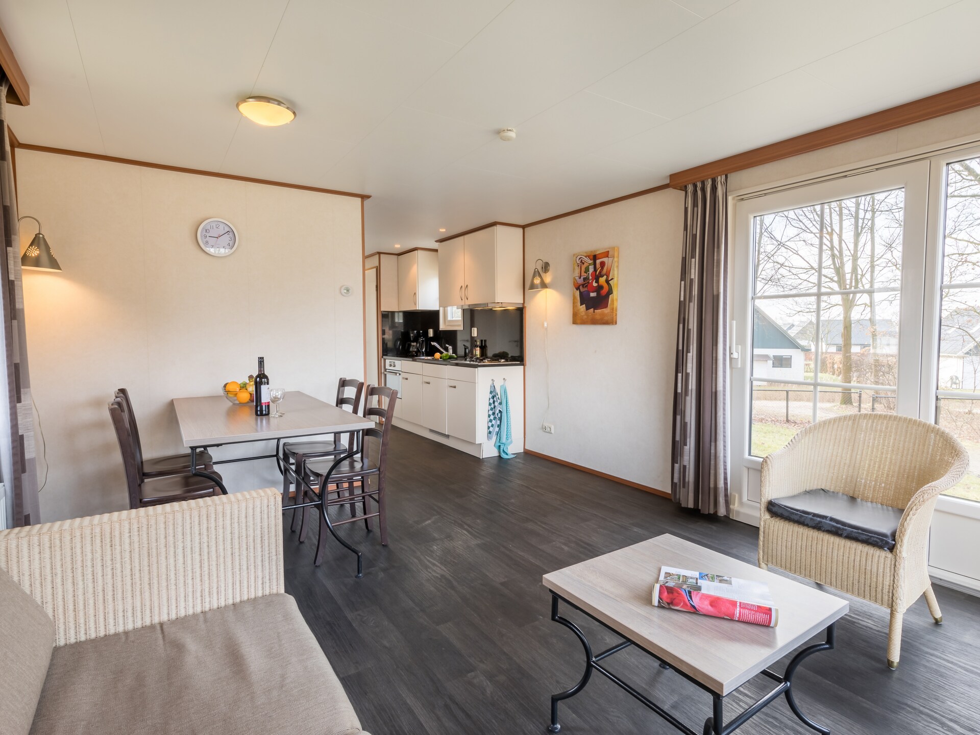 Vrijstaand waterchalet voor 4 personen in rustig Hunzepark, Drenthe - foto 3