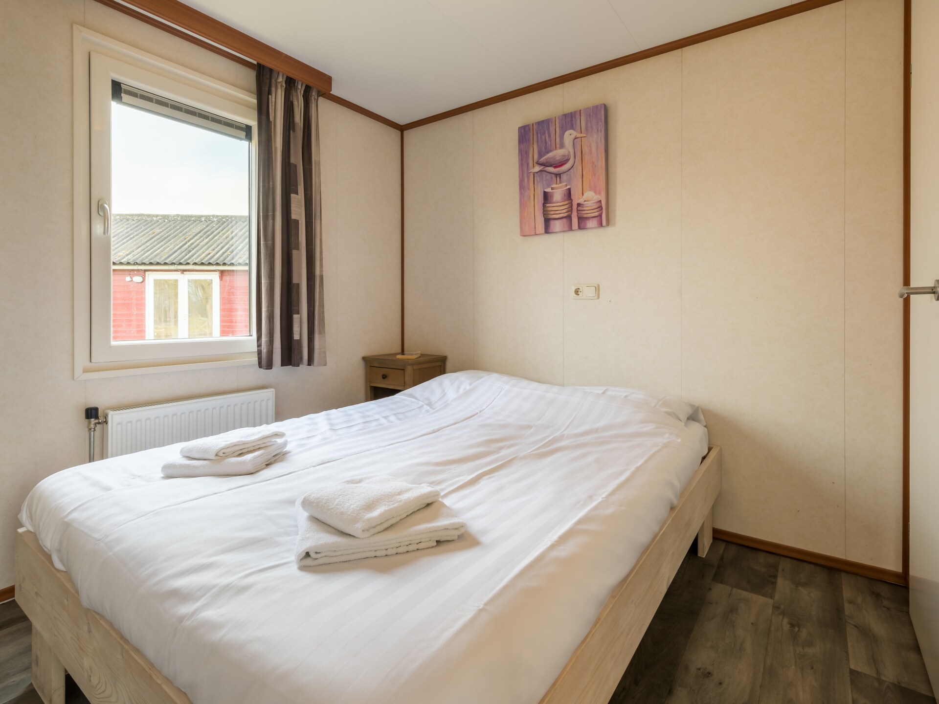 Vrijstaand waterchalet voor 4 personen in rustig Hunzepark, Drenthe - foto 5