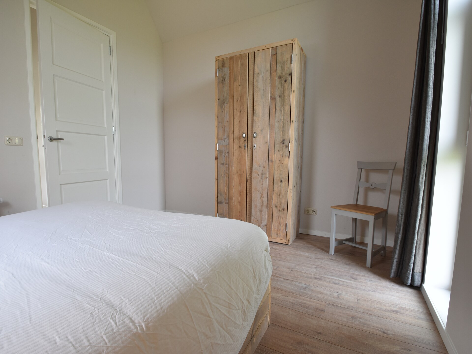 Vrijstaande kustvilla Tzummarum, 4 slaapkamers, tuin, huisdieren welkom - foto 18
