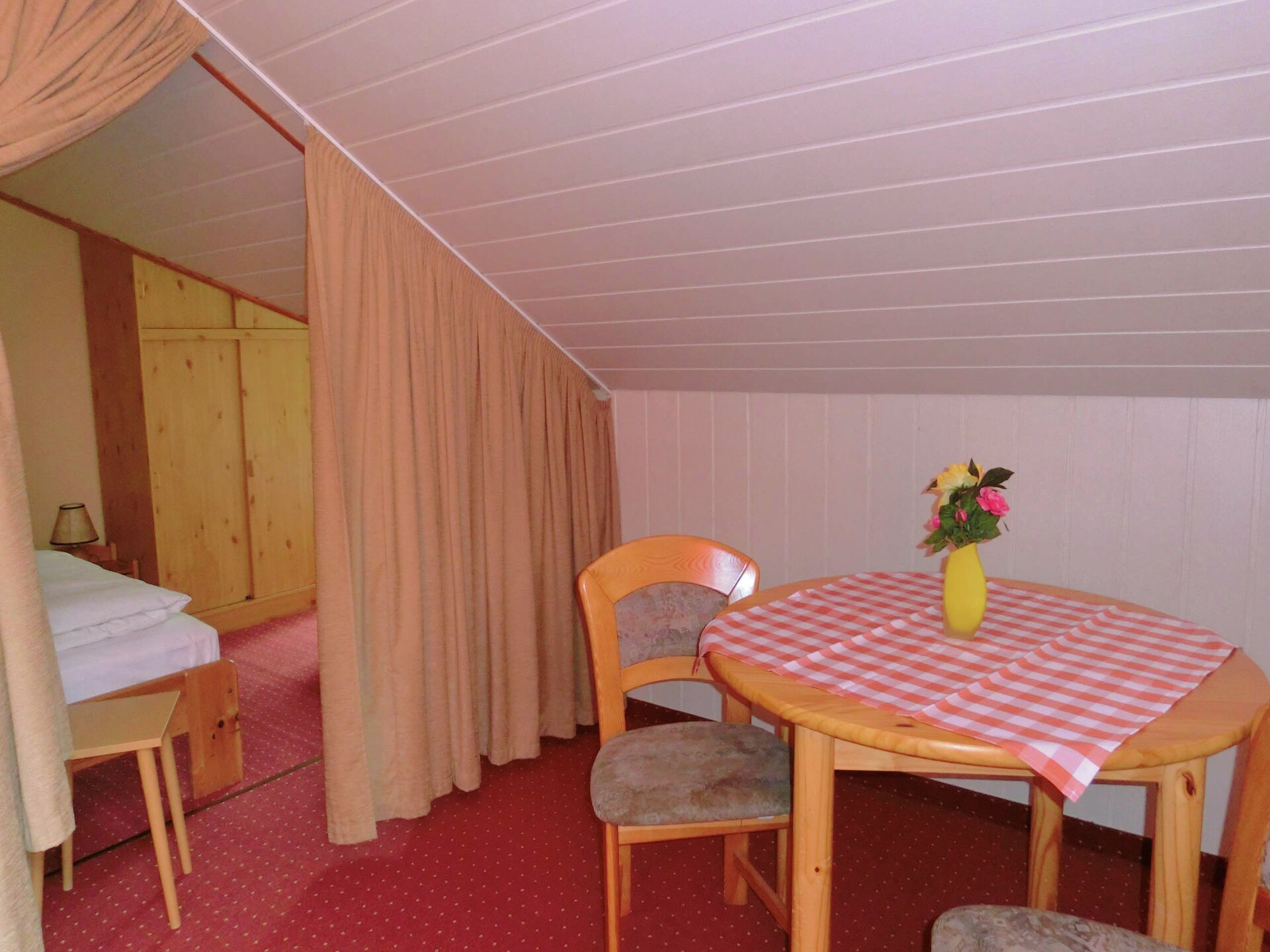 Gezinsvriendelijk vakantiehuis voor 6 personen in de bossen van Schirgiswalde - foto 9