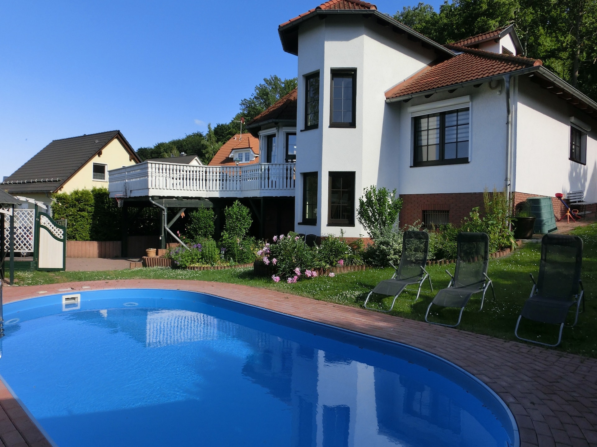 Ruime villa in Ballenstedt voor 8 personen met pool en tuin - foto 2