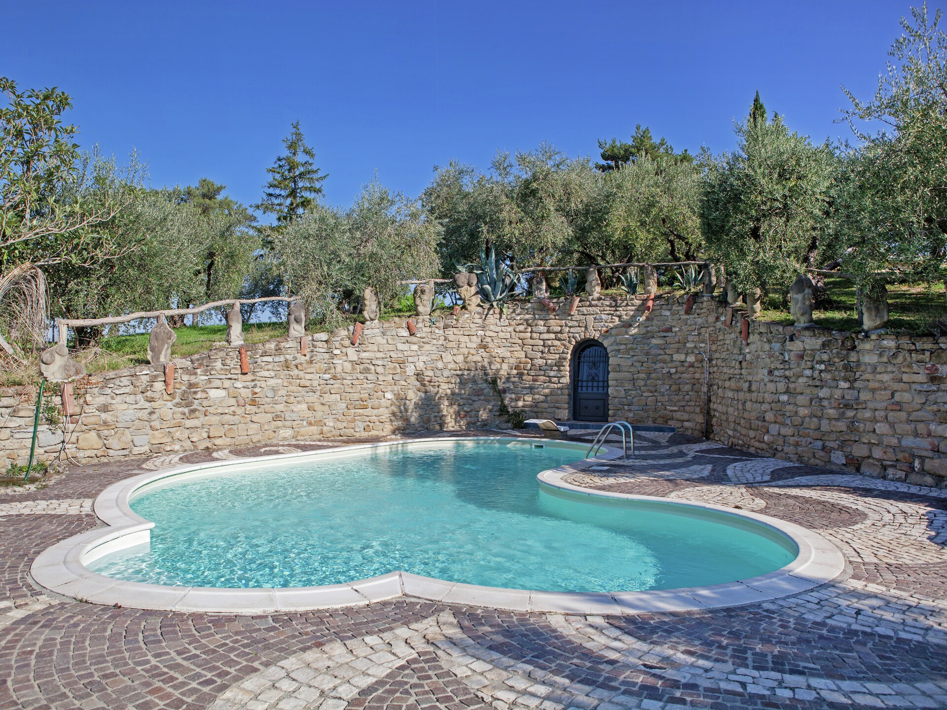 Ruim appartement op Toscaans-Romagnoolse heuvels met gedeeld zwembad - foto 8