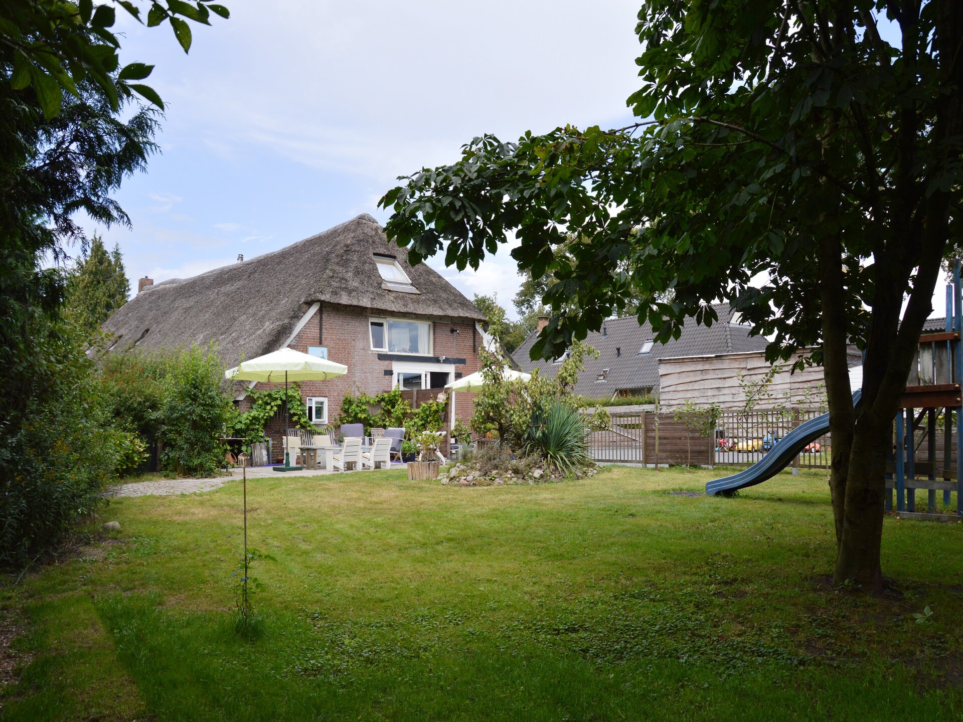 Authentieke Drentse boerderij in Wapse met omheinde tuin aan bosrand - foto 27