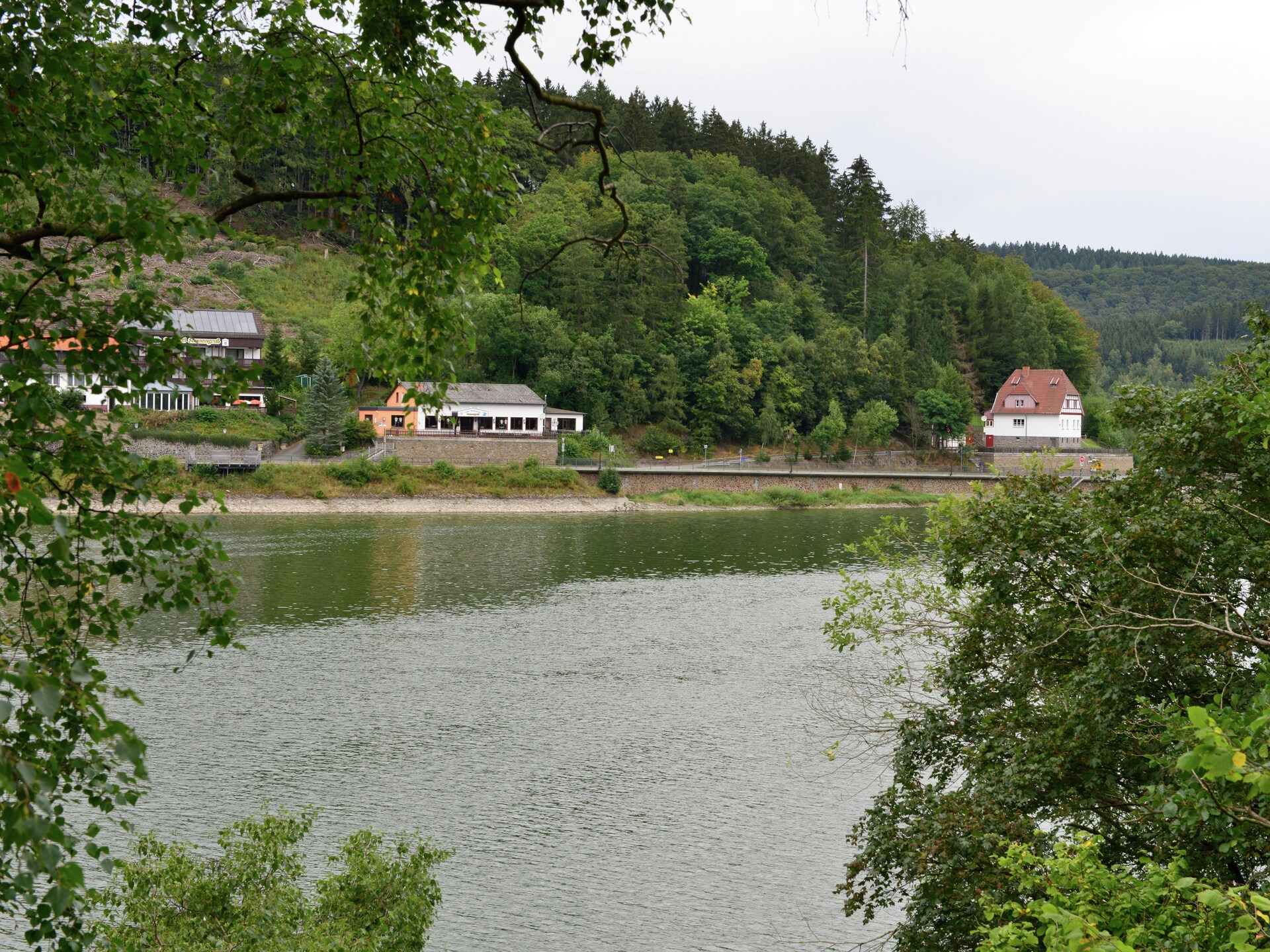 Aan het meer: Rustgevend appartement in het centrum van Diemelsee - foto 28
