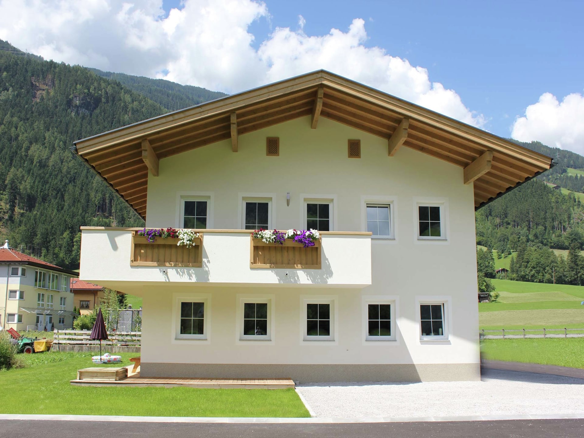 Centraal gelegen appartement in Aschau im Zillertal aan de piste - foto 2