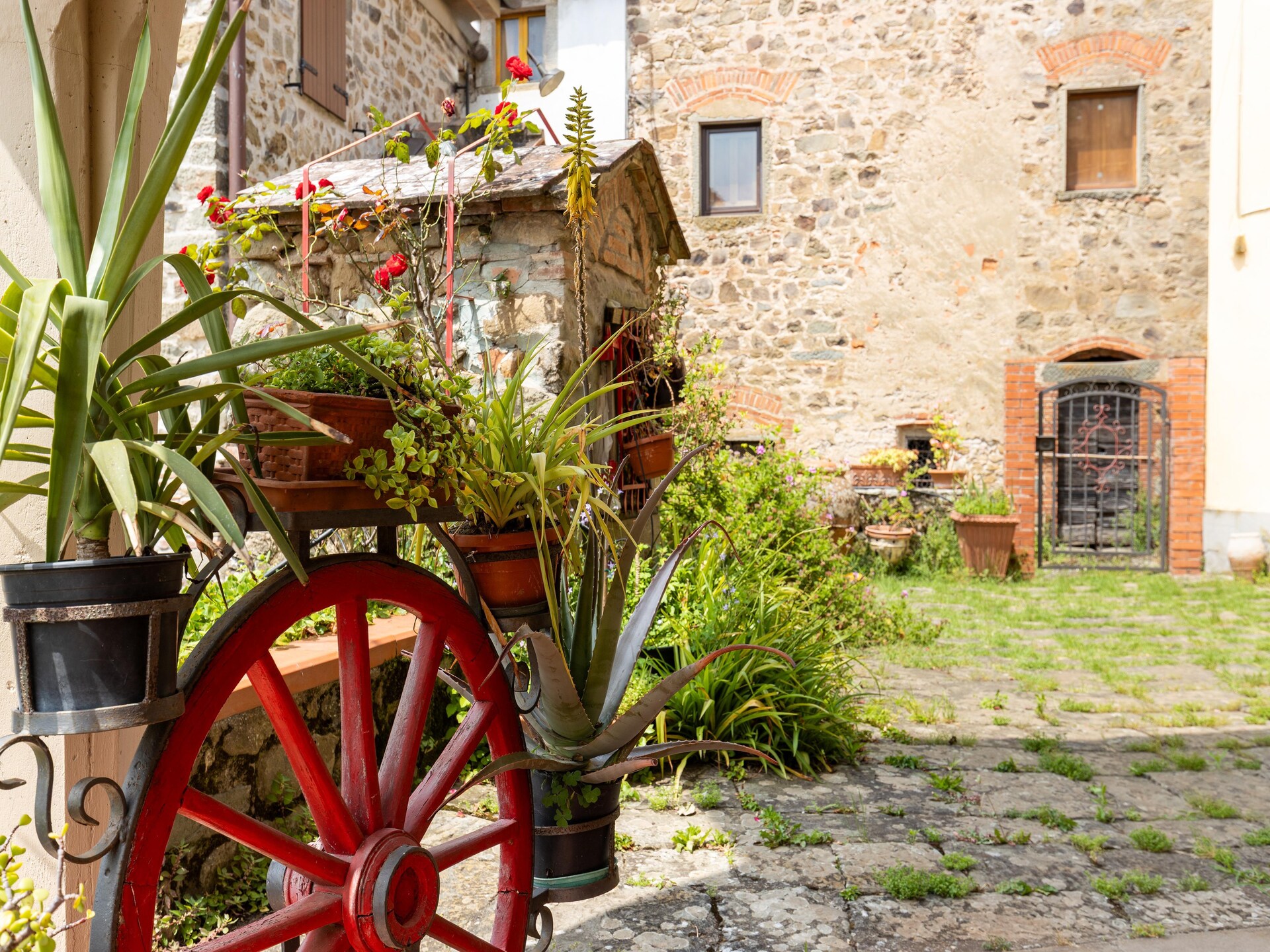 Toscaans vakantiehuis in de bossen bij Marliana, 6 personen - foto 34