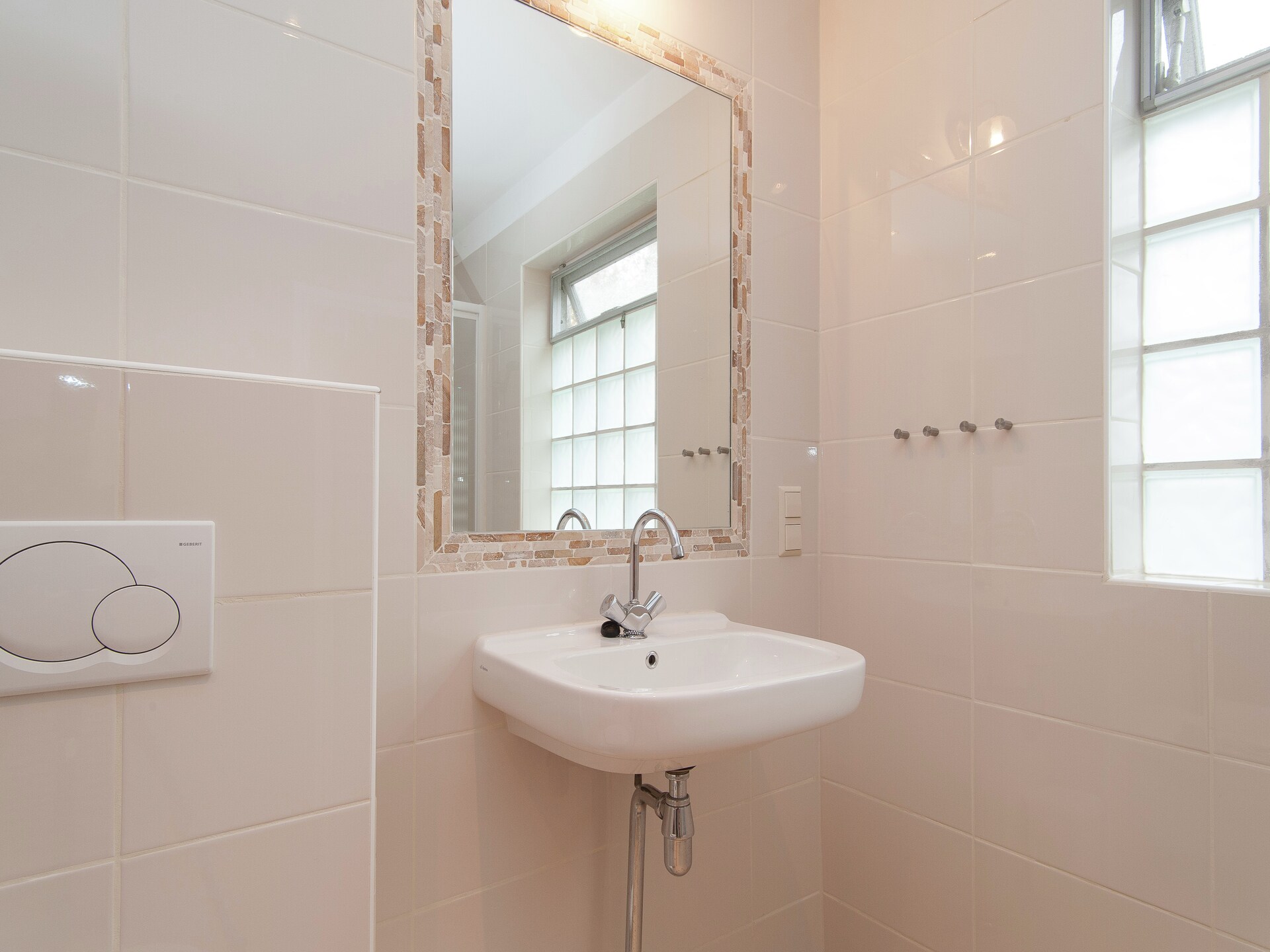 Huize Glory Amethist: stijlvol designhuis op het hoogste duin van Bergen aan Zee - foto 23