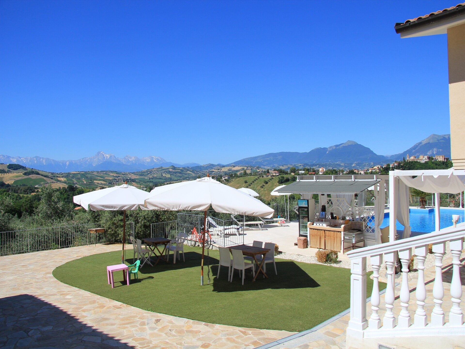 Landhuis Ninfea in Sant'Omero met uitzicht op de Abruzzese heuvels - foto 6