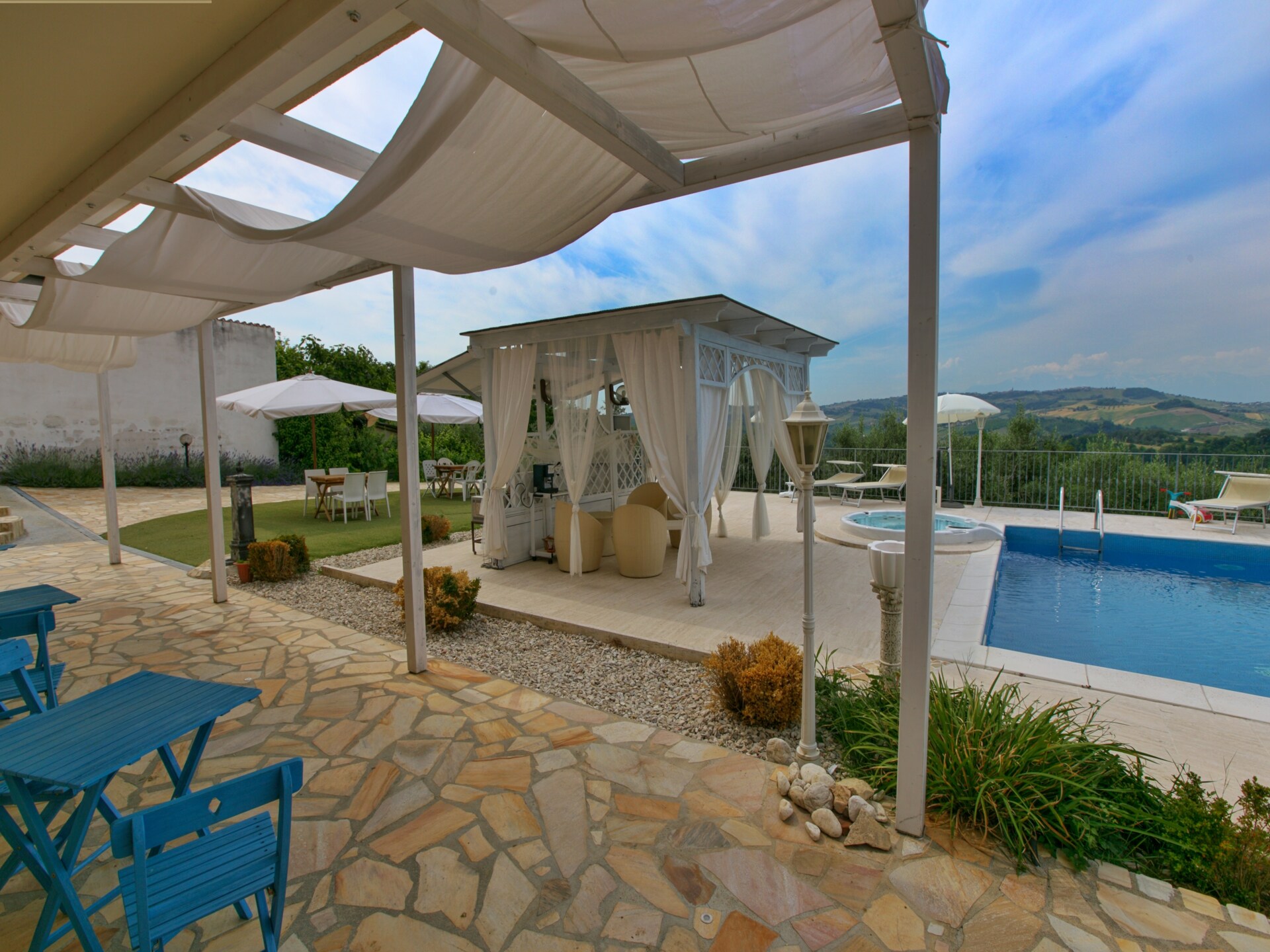 Landhuis Ninfea in Sant'Omero met uitzicht op de Abruzzese heuvels - foto 30