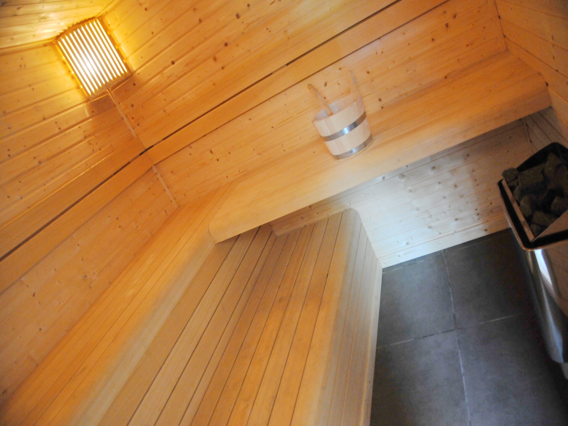 Ruim chalet voor 12 personen met sauna en privétuin in La Roche-en-Ardenne - foto 17