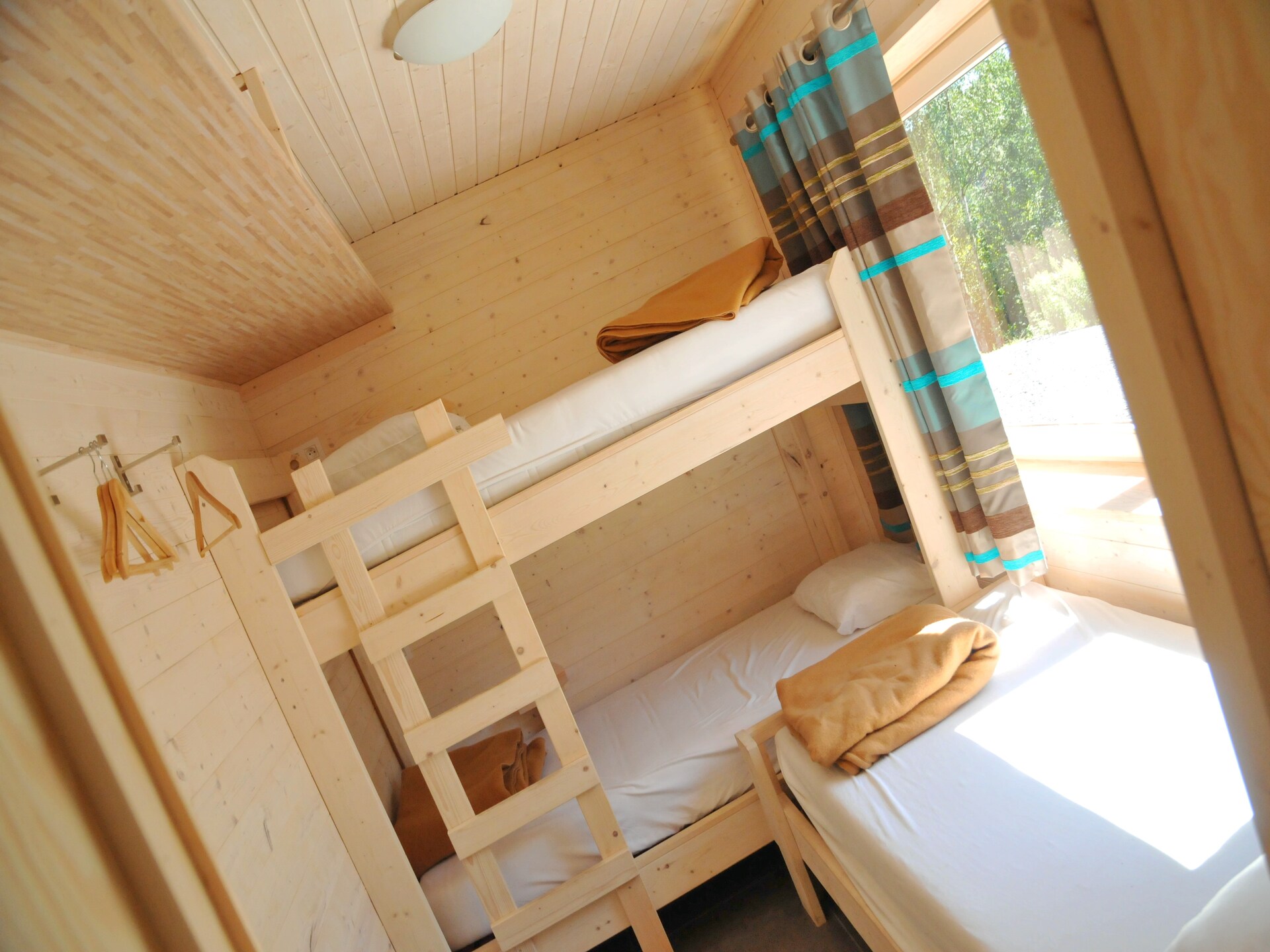 Ruim chalet voor 12 personen met sauna en privétuin in La Roche-en-Ardenne - foto 12