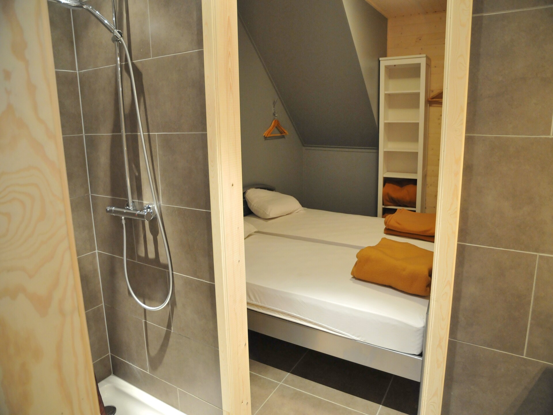 Ruim chalet voor 12 personen met sauna en privétuin in La Roche-en-Ardenne - foto 13