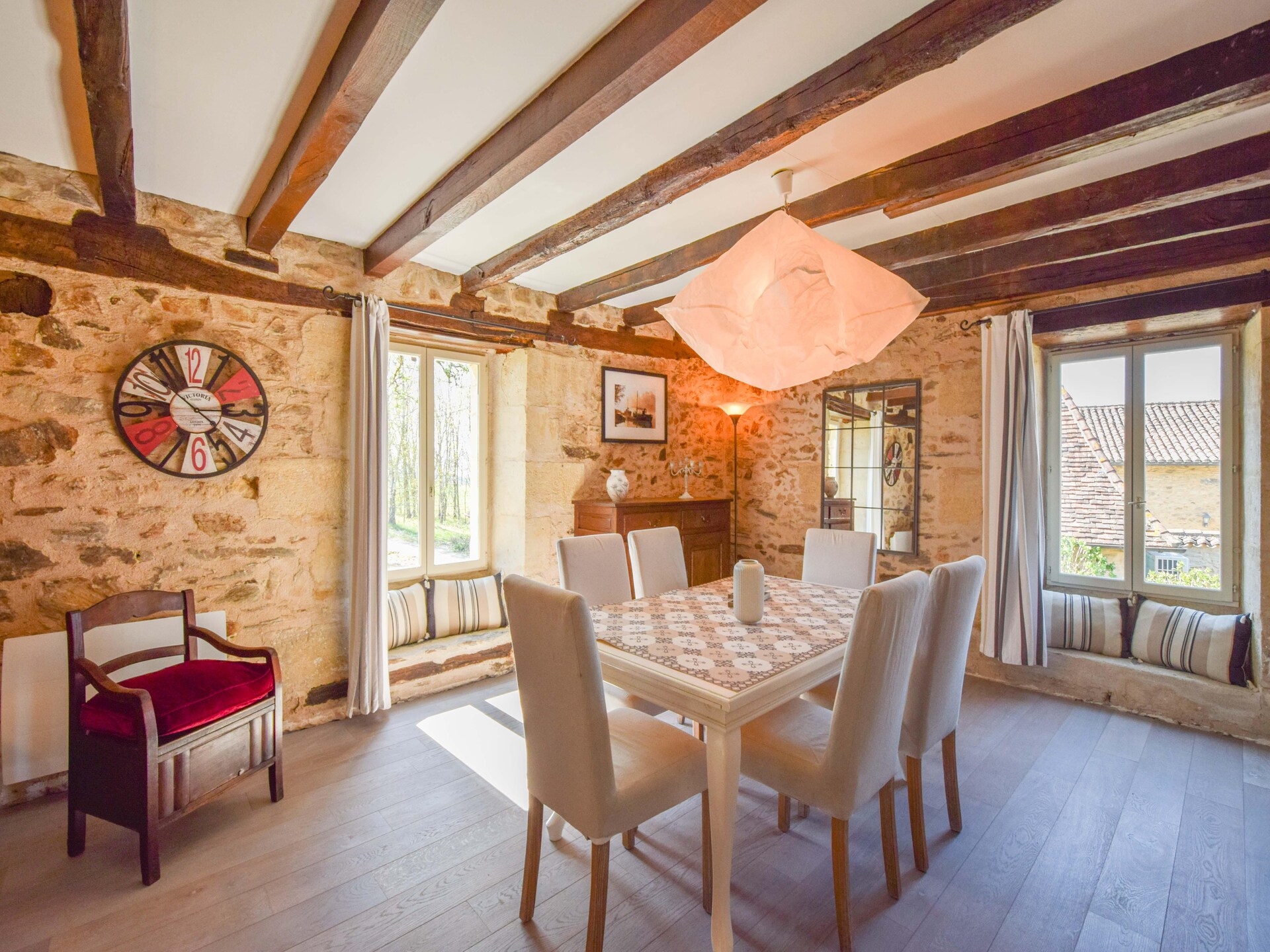Landhuis in de bossen van de Dordogne met zwembad en privétuin - foto 6