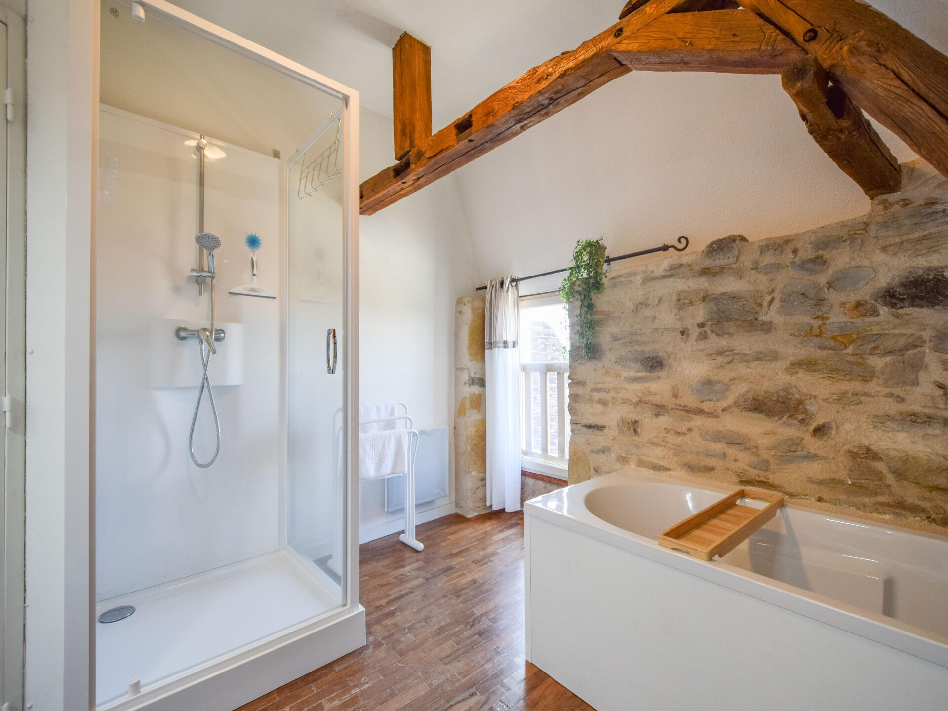 Landhuis in de bossen van de Dordogne met zwembad en privétuin - foto 12