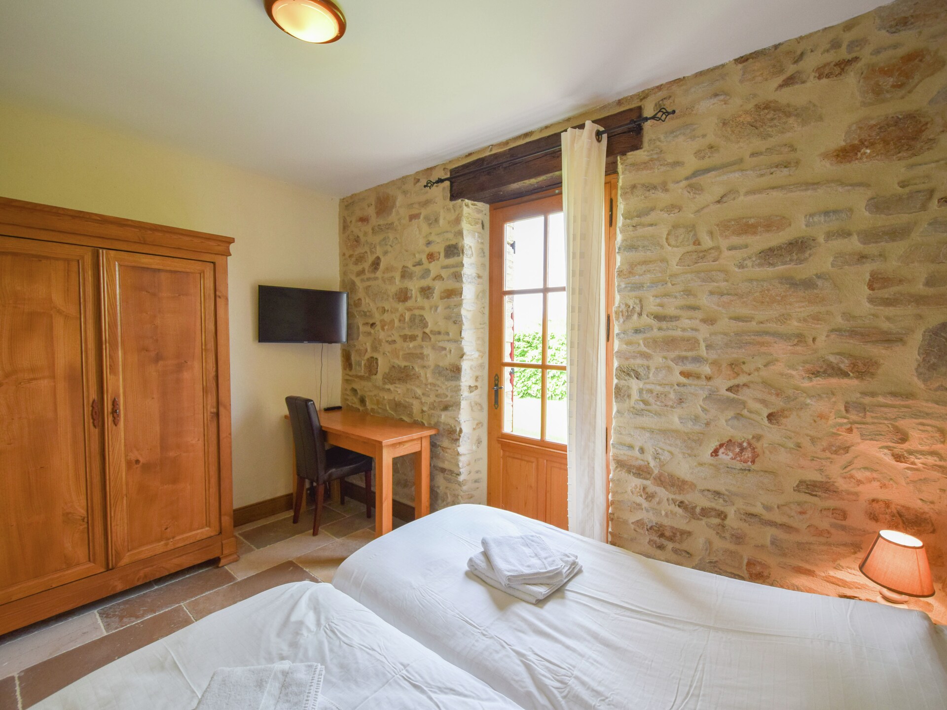 12-persoons villa met privézwembad in St. Medard D'excideuil - foto 11