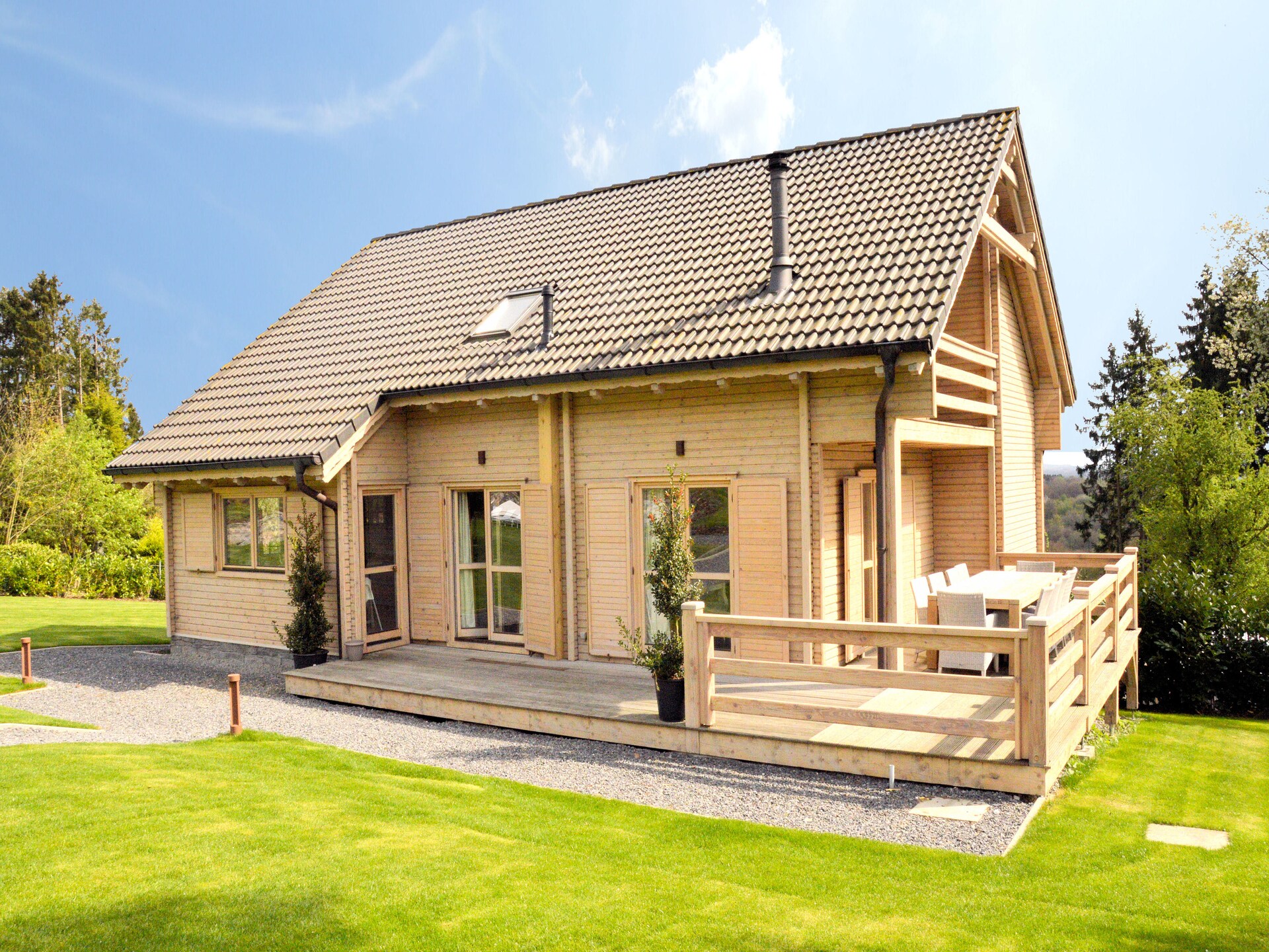 Valentina Lodge: Luxe chalet met sauna en bubbelbad in de Ardennen - foto 6