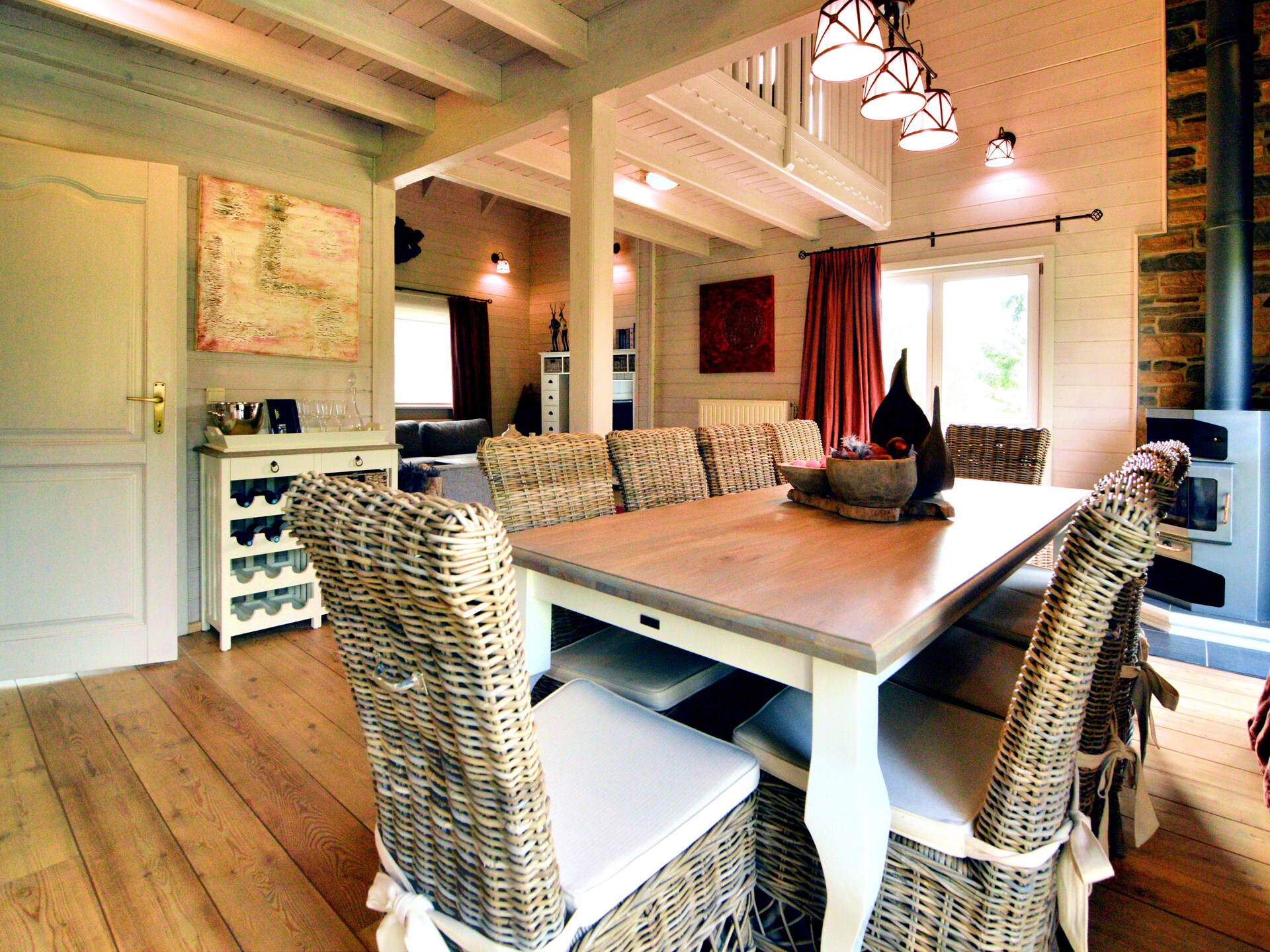 Valentina Lodge: Luxe chalet met sauna en bubbelbad in de Ardennen - foto 3