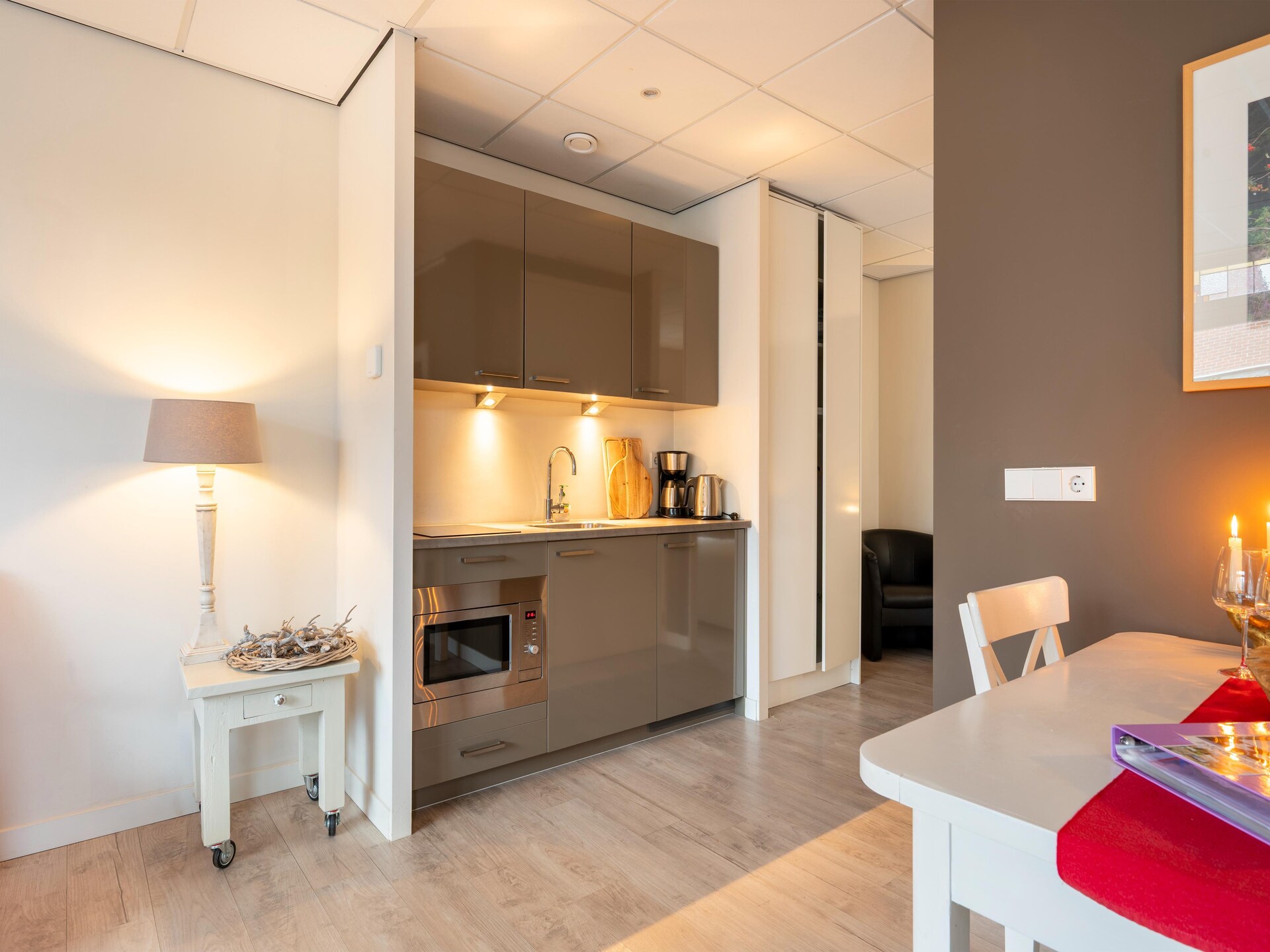 Hof van Craeck I: Stijlvol appartement in artistiek Bergen, vlakbij bos en strand - foto 6