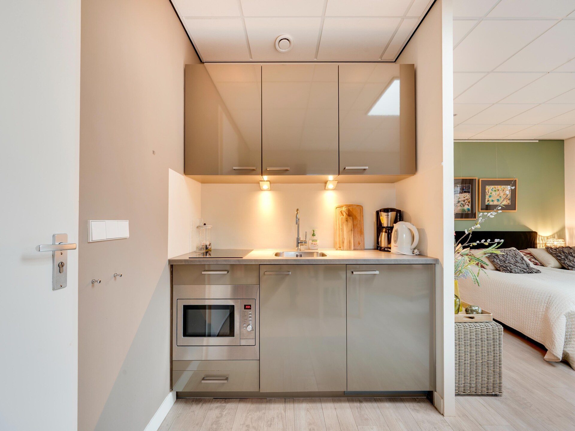 Hof van Craeck III – Stijlvol appartement in hartje Bergen met tuin - foto 3