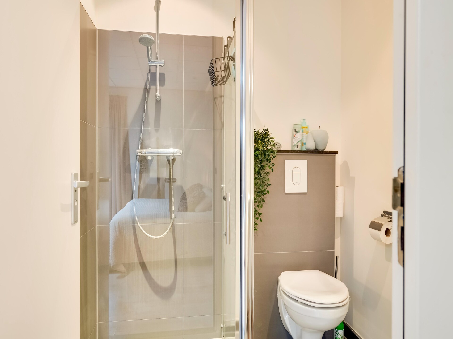 Hof van Craeck III – Stijlvol appartement in hartje Bergen met tuin - foto 20