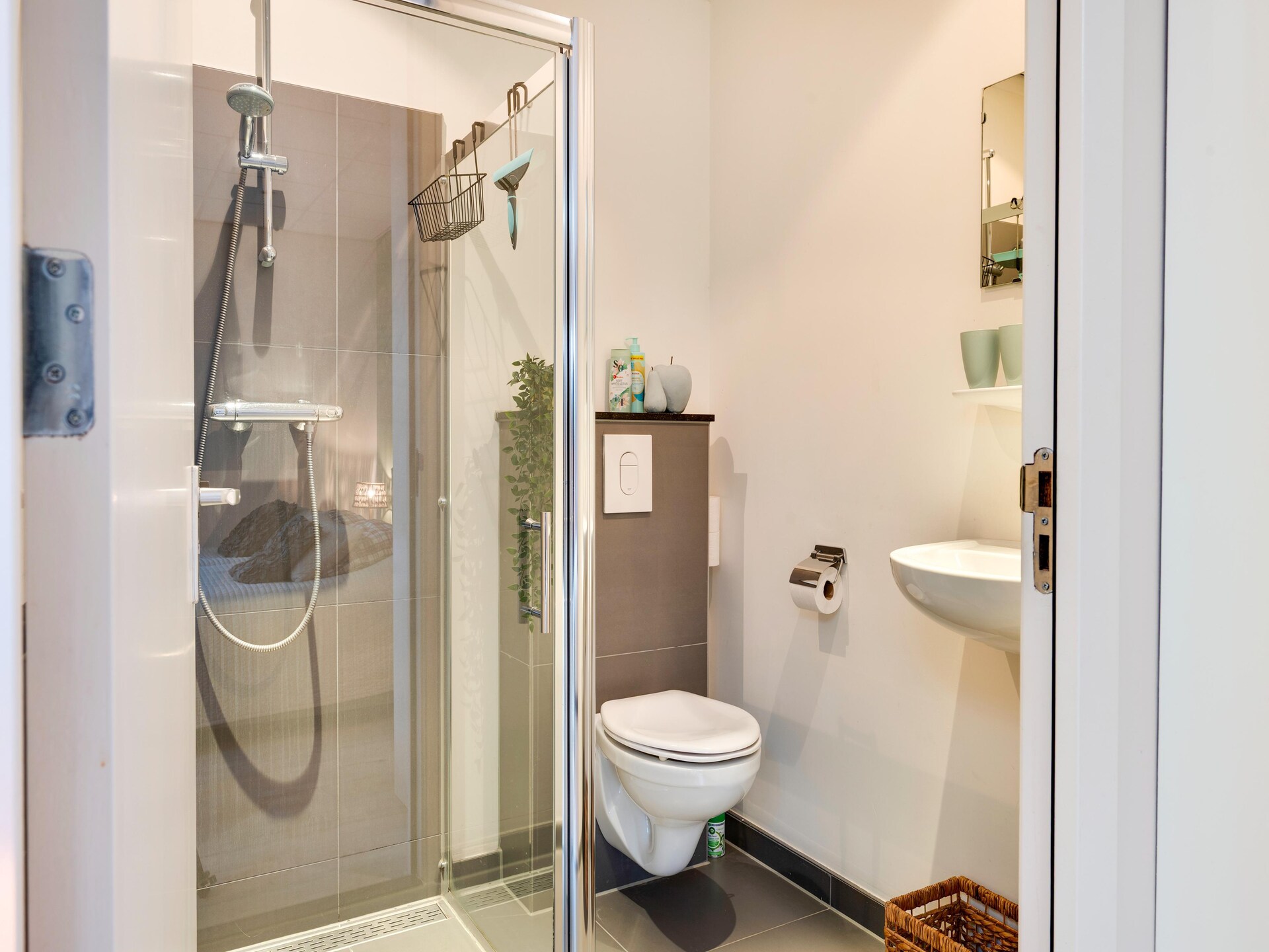 Hof van Craeck III – Stijlvol appartement in hartje Bergen met tuin - foto 21