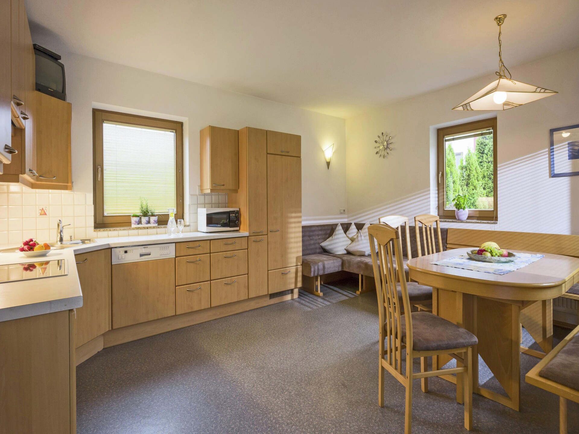 Op 1,0 km van het meer: ruim appartement in Kaltenbach aan de piste - foto 3