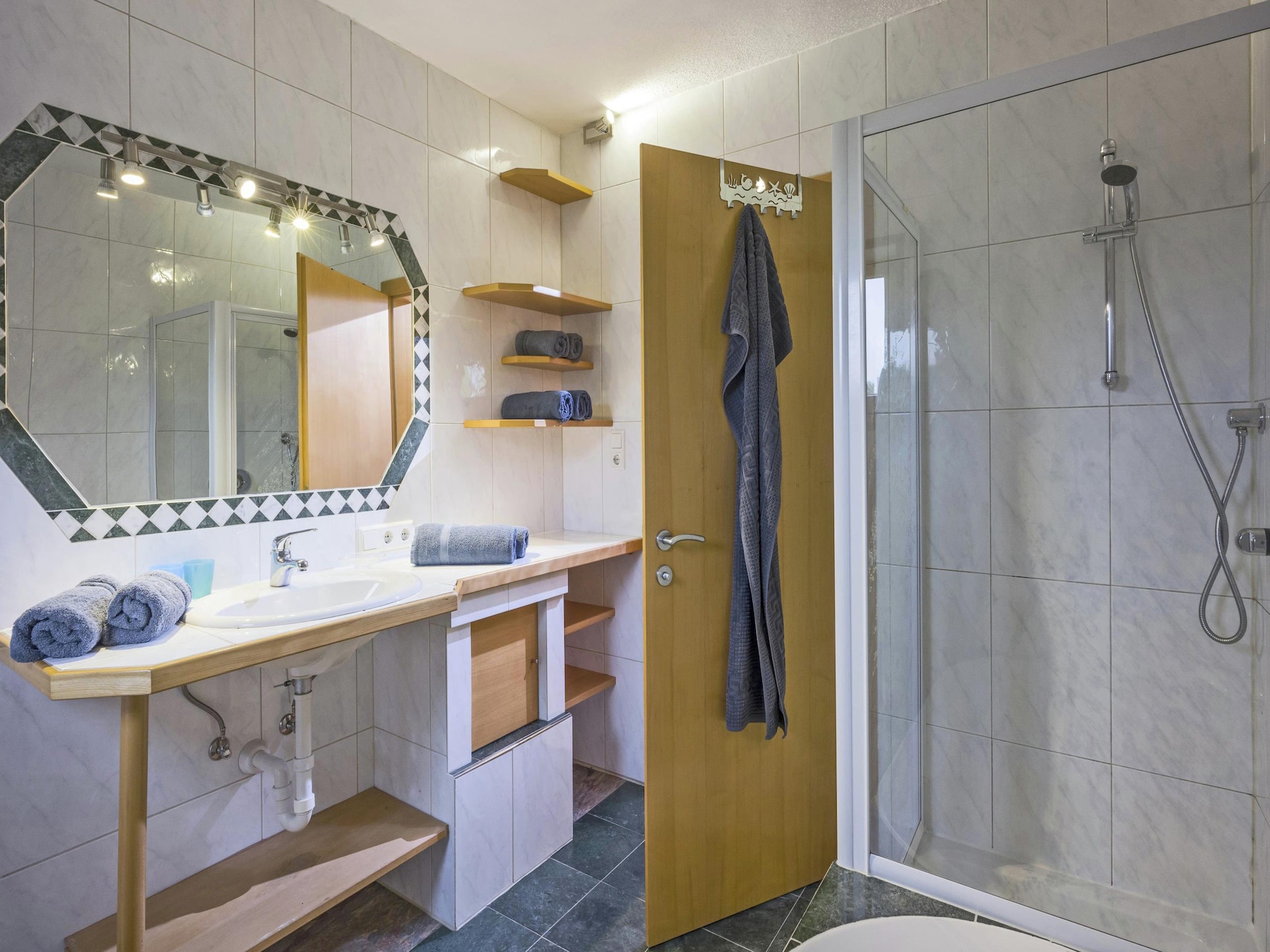 Op 1,0 km van het meer: ruim appartement in Kaltenbach aan de piste - foto 6