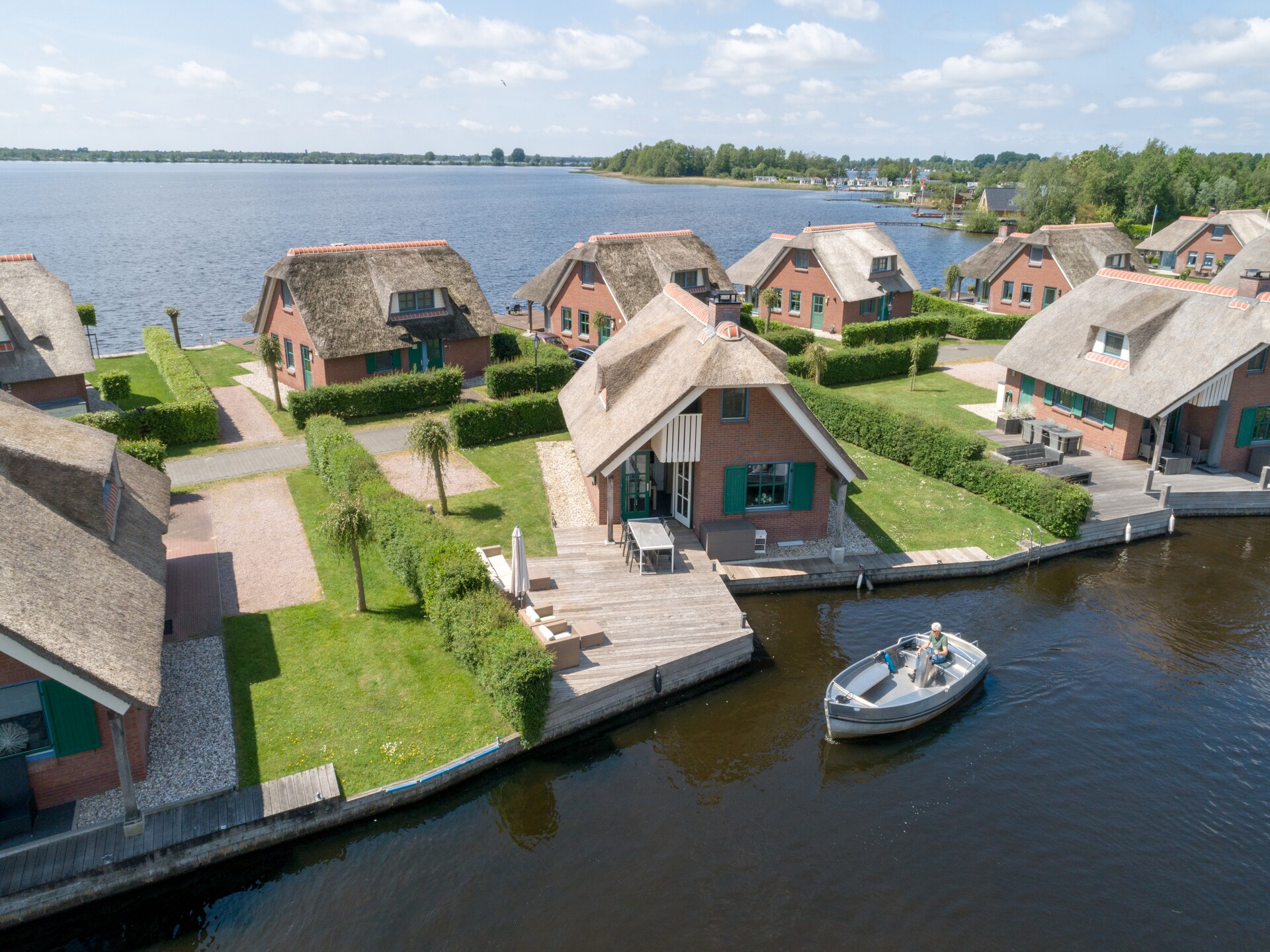 Luxe water villa met aanlegsteiger aan Belterwiedemeer - foto 7