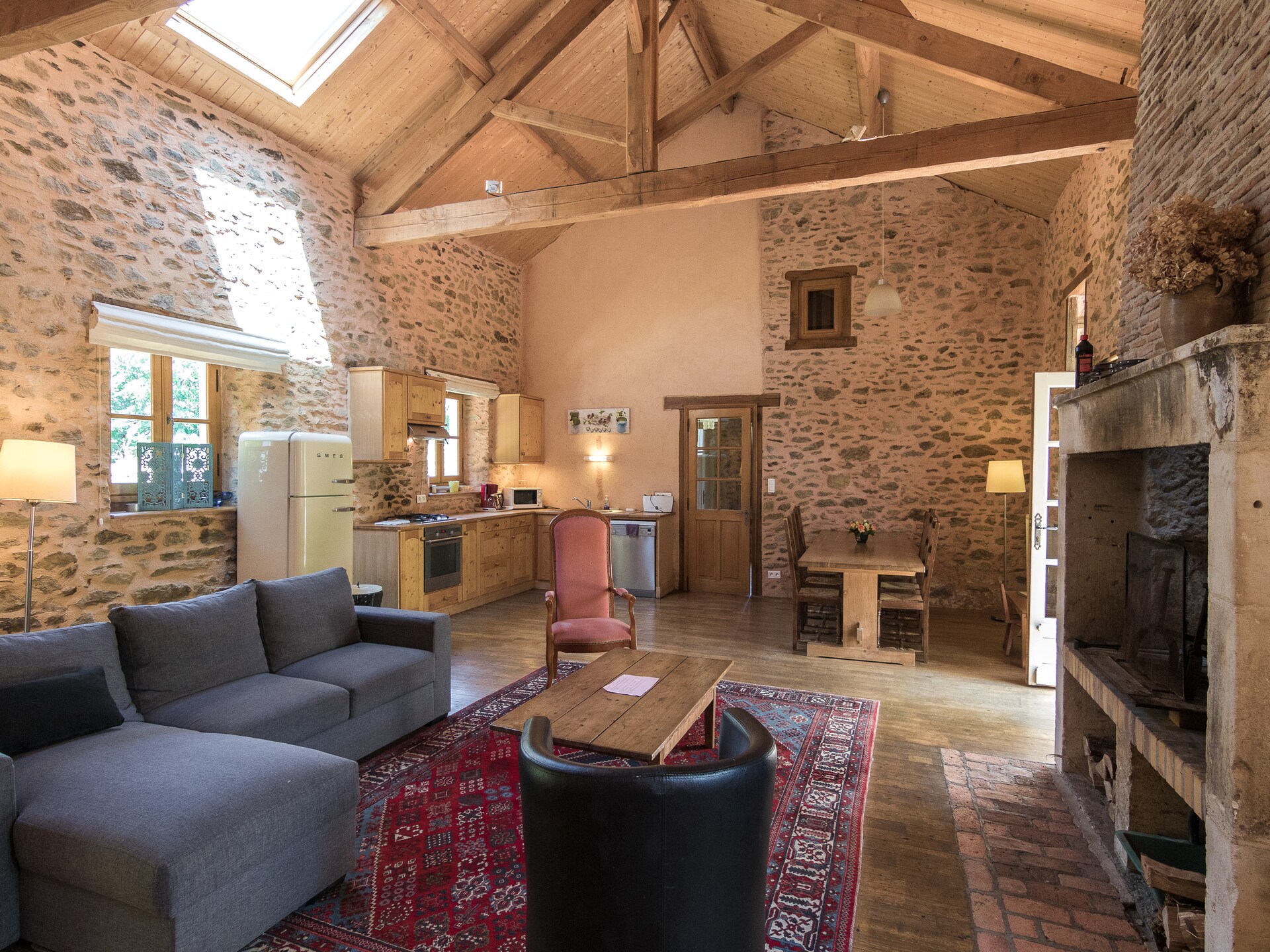 Op 1,0 km van het meer: Landhuis La Grande Maison in Chalais - foto 7