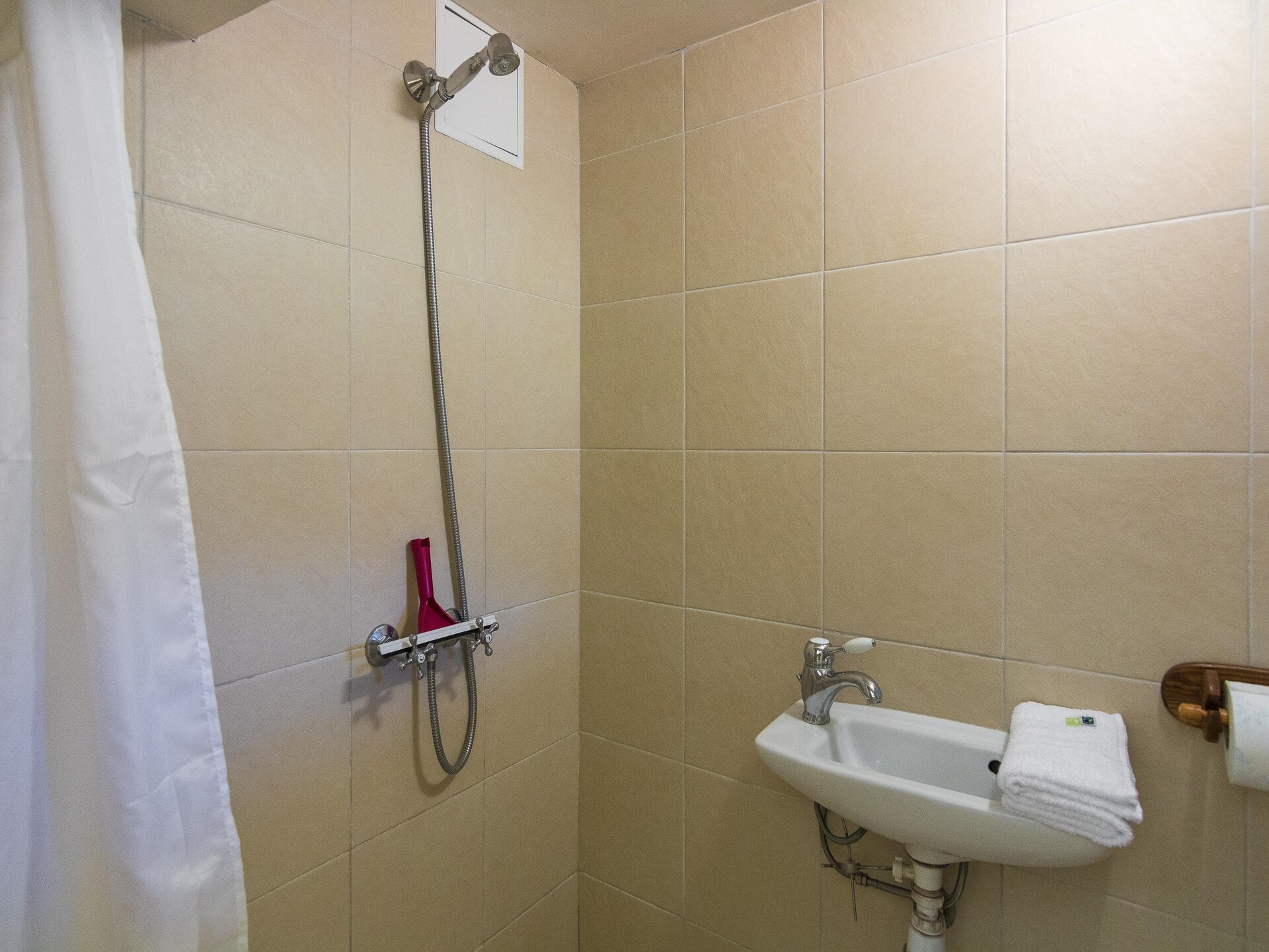 Op 1,0 km van het meer: Kasteelappartement in Chalais - foto 13