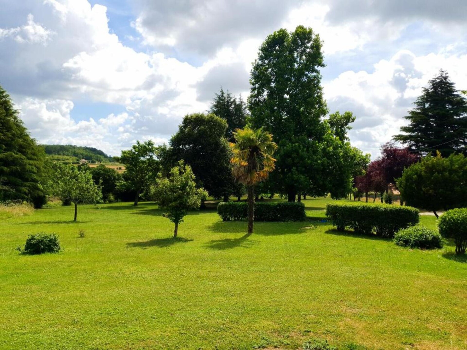 Op 1,0 km van het meer: Kasteelappartement in Chalais - foto 27
