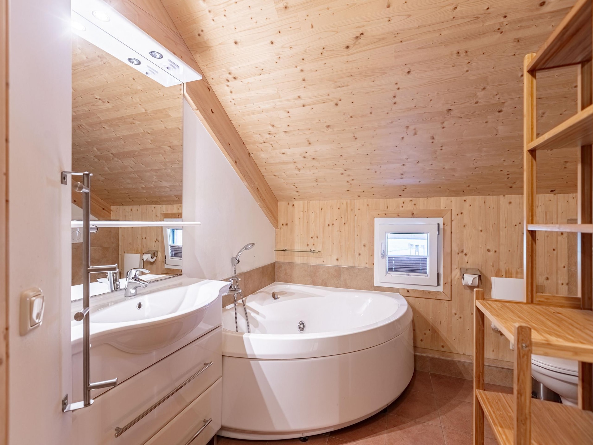 8-persoons chalet aan de piste in Murau - foto 24