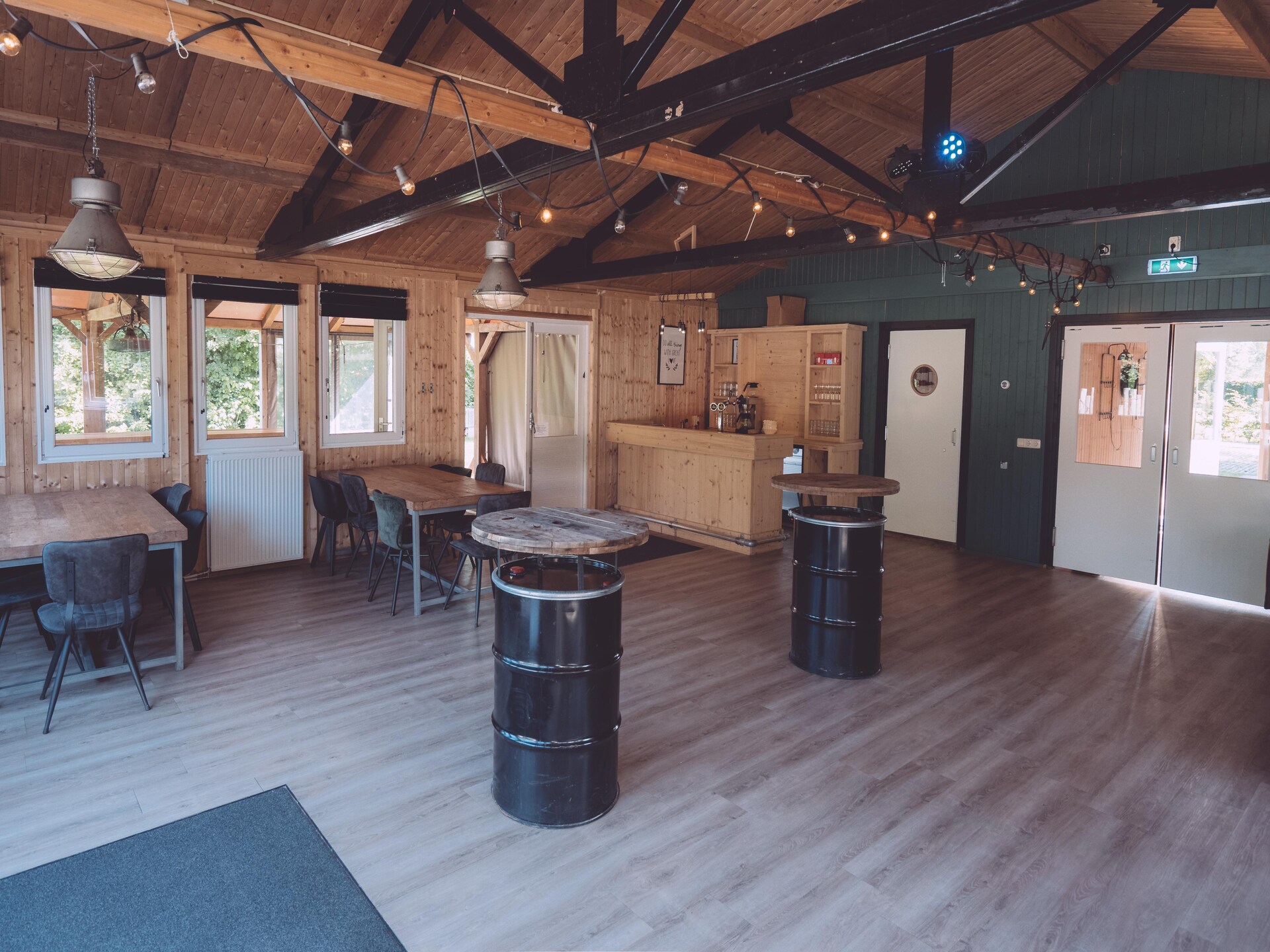 De Huiskamer – Unieke groepsaccommodatie voor 24 personen op Vakantiepark Eigen Wijze - foto 15