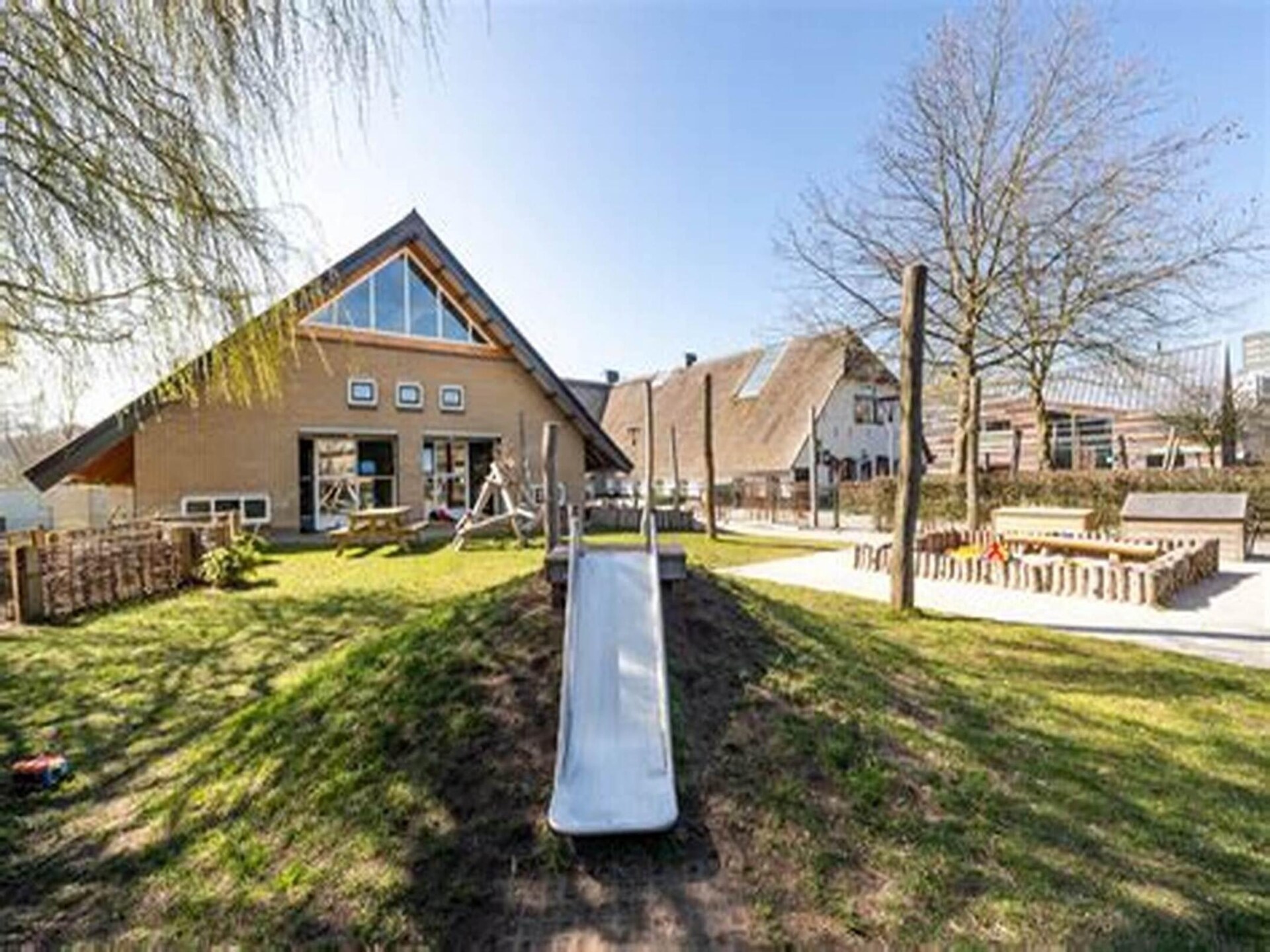 De Huiskamer – Unieke groepsaccommodatie voor 24 personen op Vakantiepark Eigen Wijze - foto 33