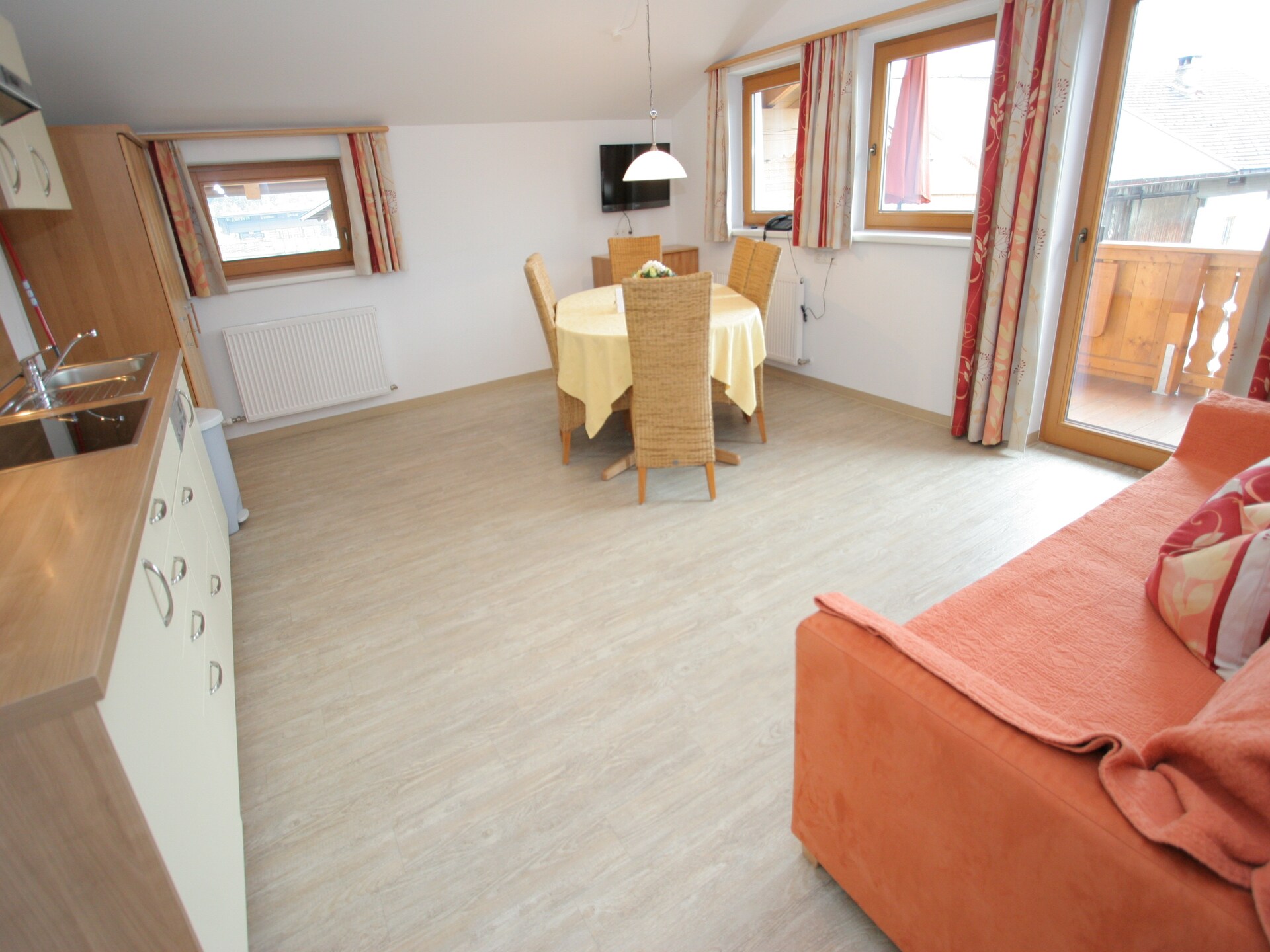 6-persoons stijlvol appartement in het centrum van Uderns - foto 8