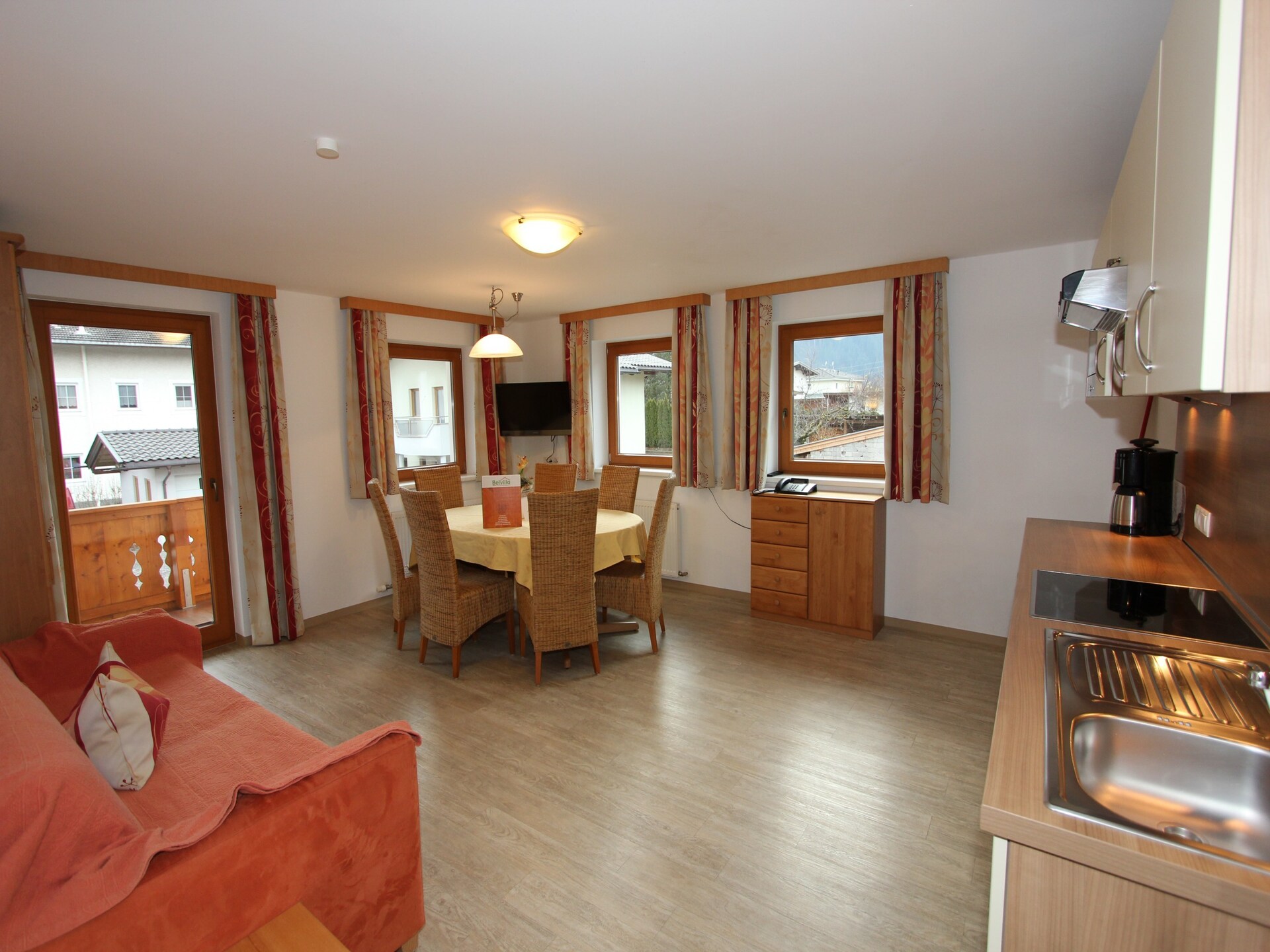 Centraal gelegen appartement in Uderns voor 7 personen · 70 m² - foto 2