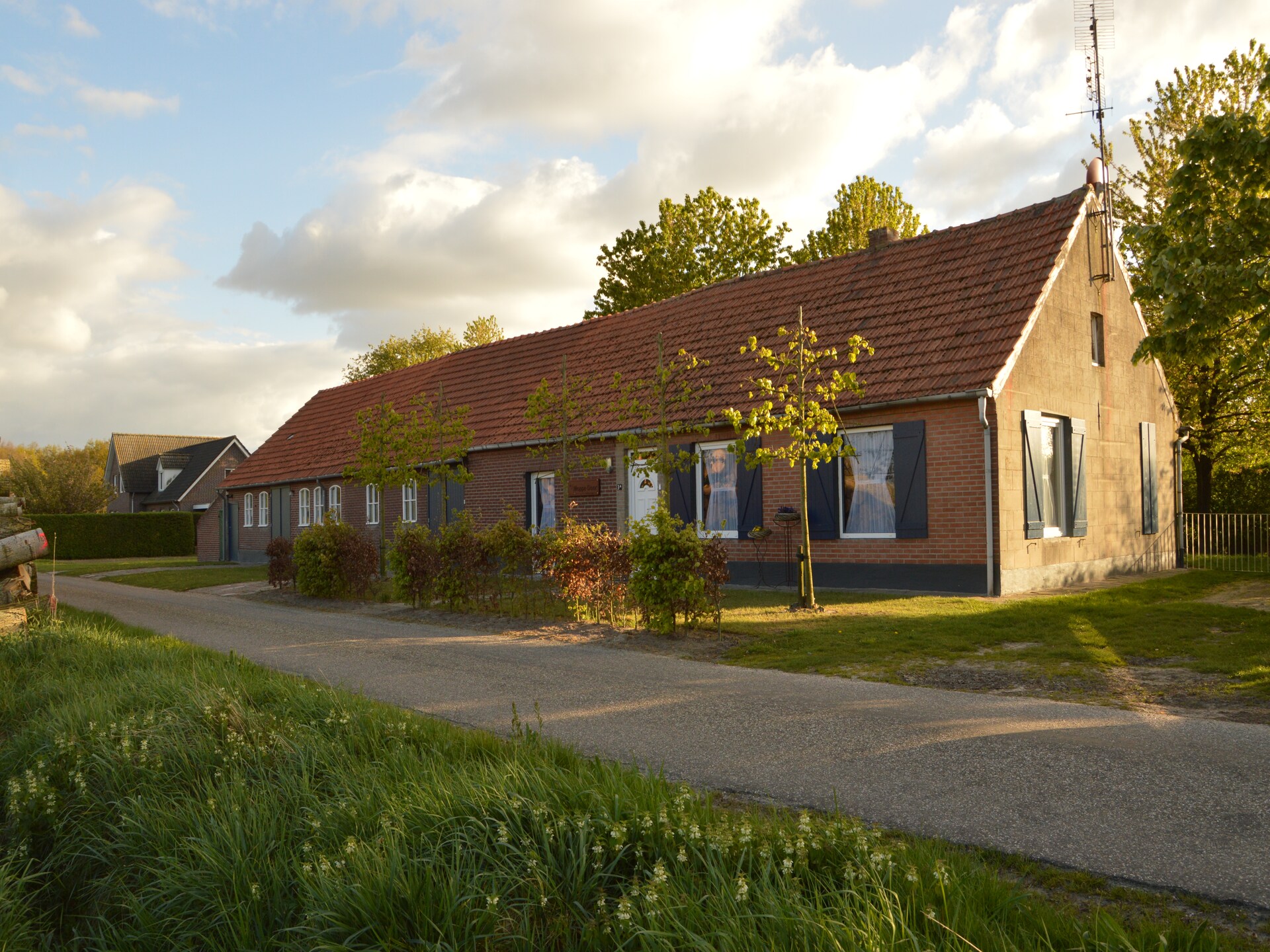 Bi-j Moppe Door: sfeervol vakantiehuis in bosrijk Limburg met hondvriendelijke tuin - foto 12