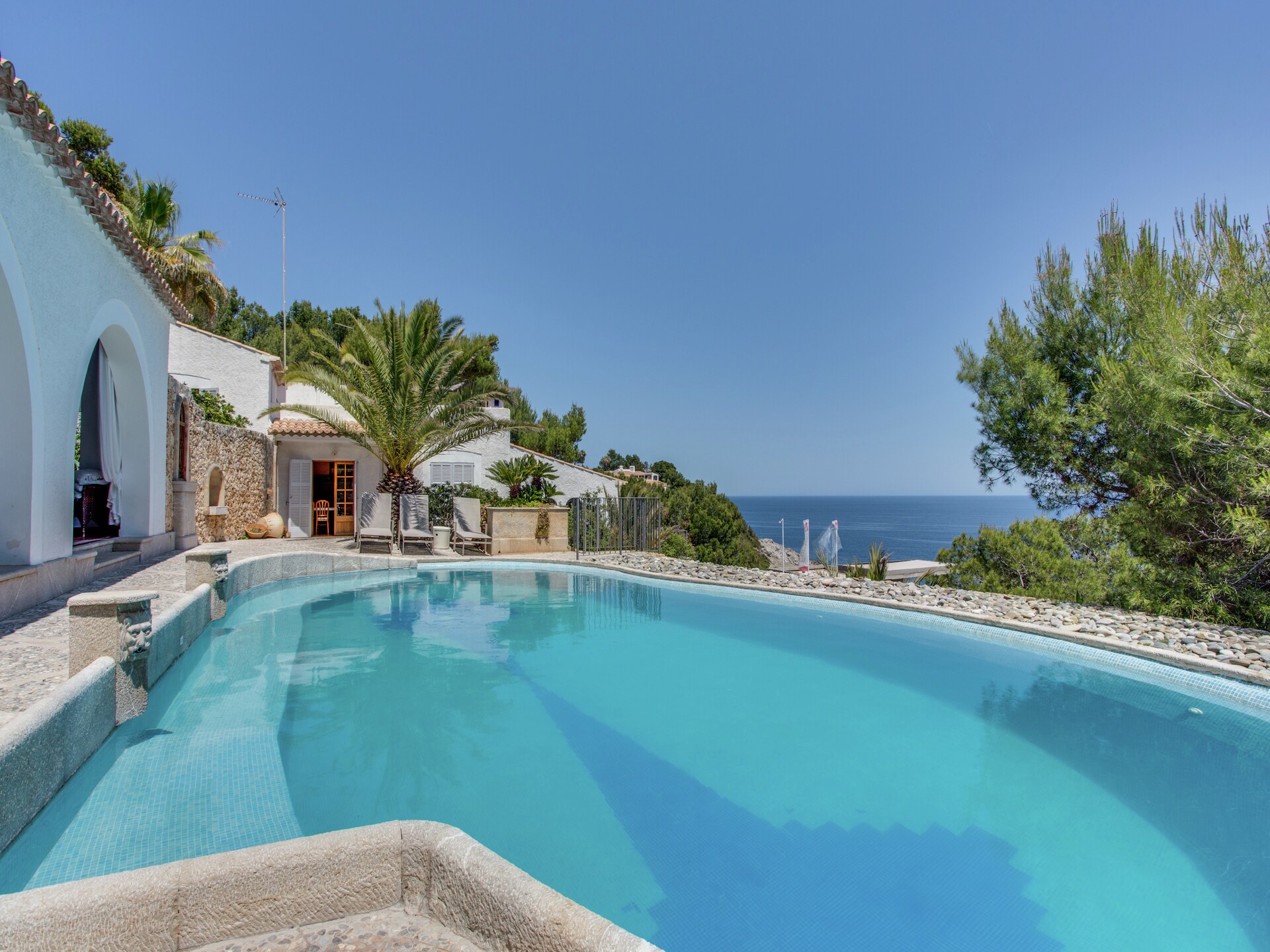 Mediterrane villa met privézwembad en zeezicht in Cala Ratjada - foto 3