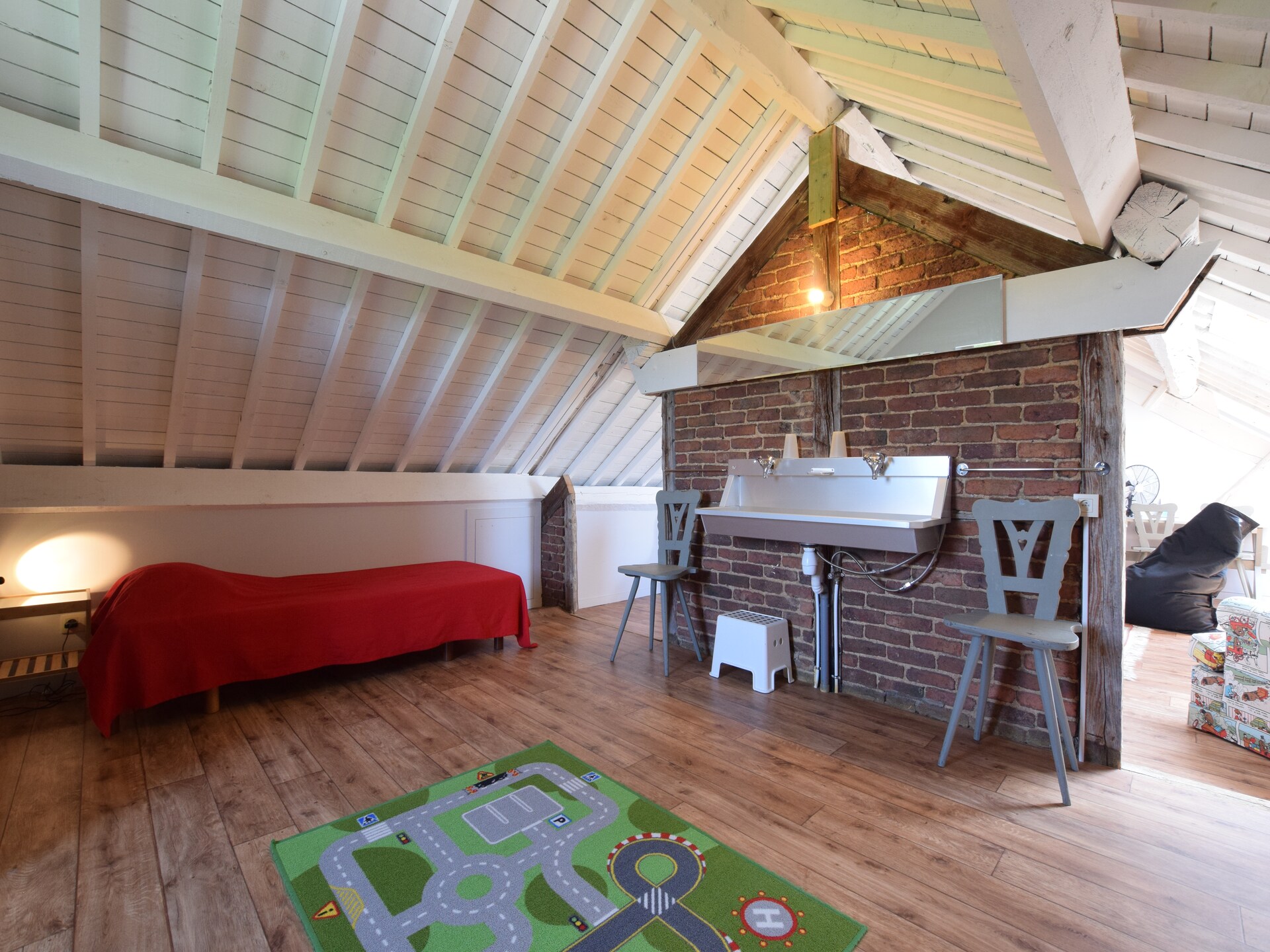 Ruim vakantiehuis voor 8 in de bossen van Humain, Ardennen - foto 22