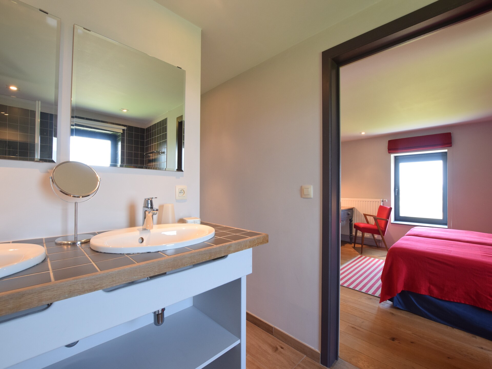 Ruim vakantiehuis voor 8 in de bossen van Humain, Ardennen - foto 28