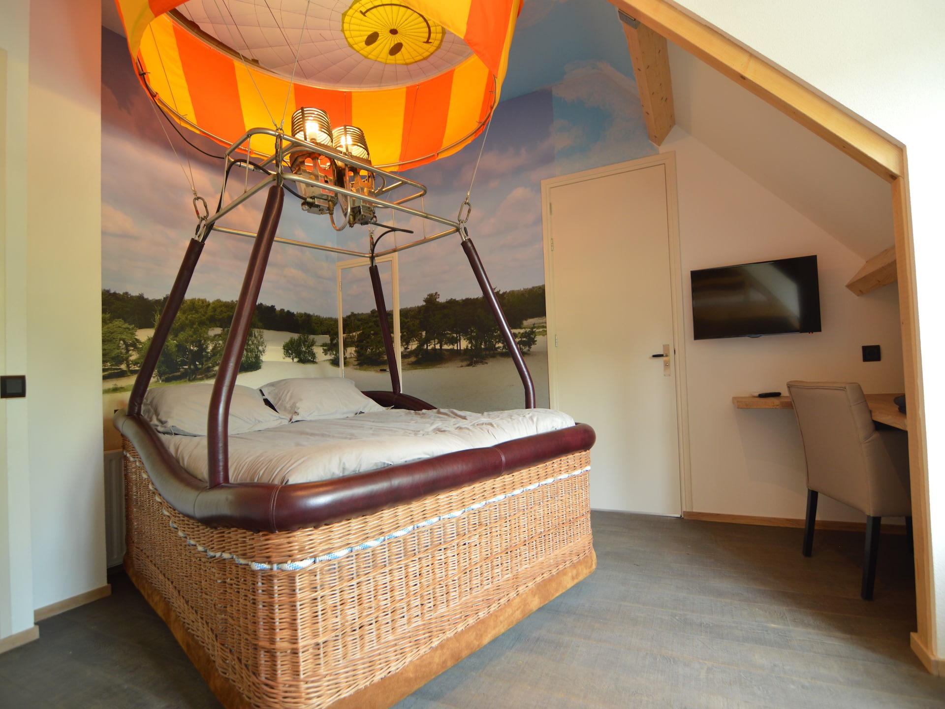 Jules Verne: sprookjesachtig vakantiehuis voor 8 personen in het bos - foto 3
