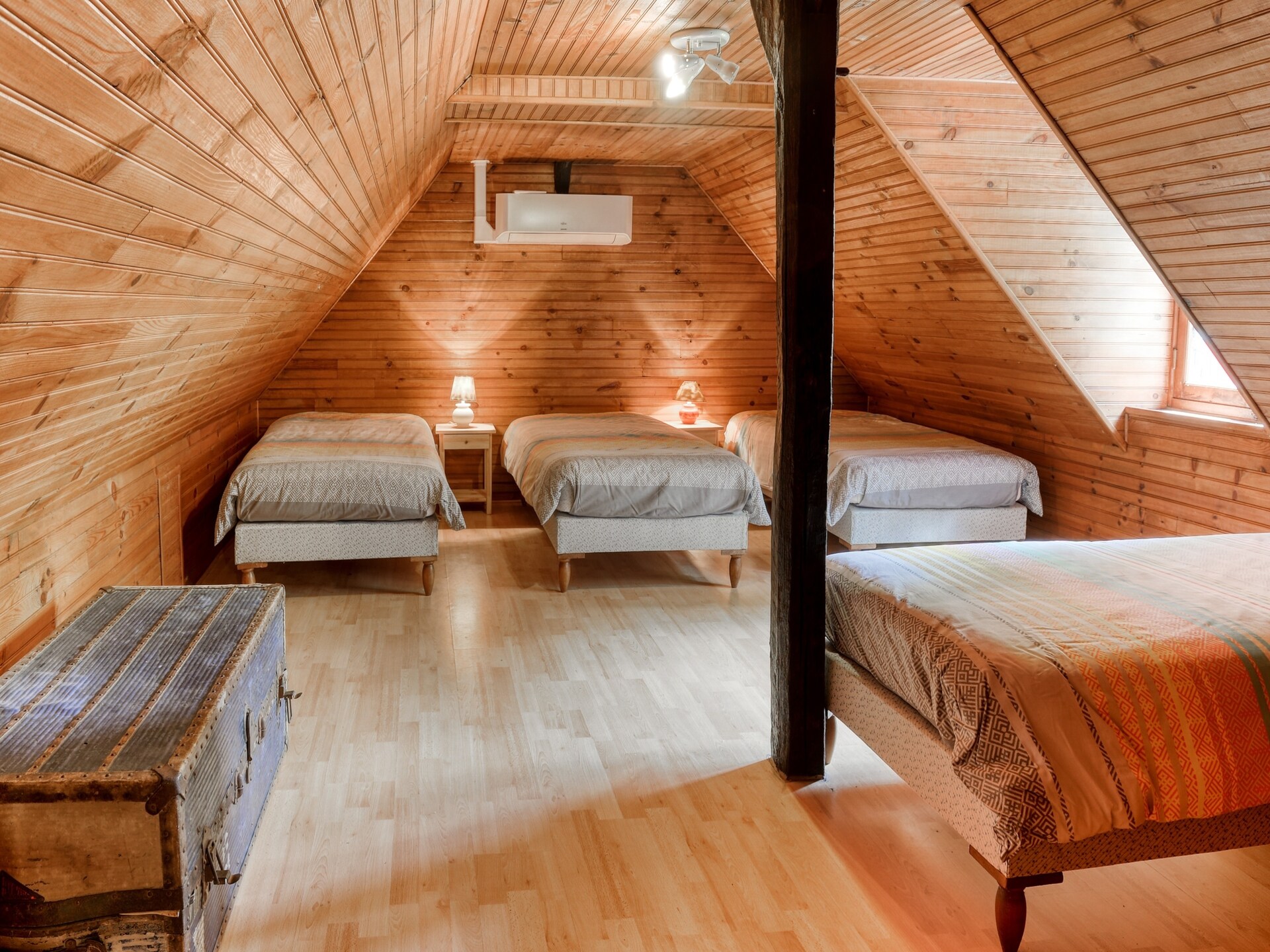 Vrijstaand vakantiehuis voor 10 personen in het bos bij Teillots, Dordogne - foto 24